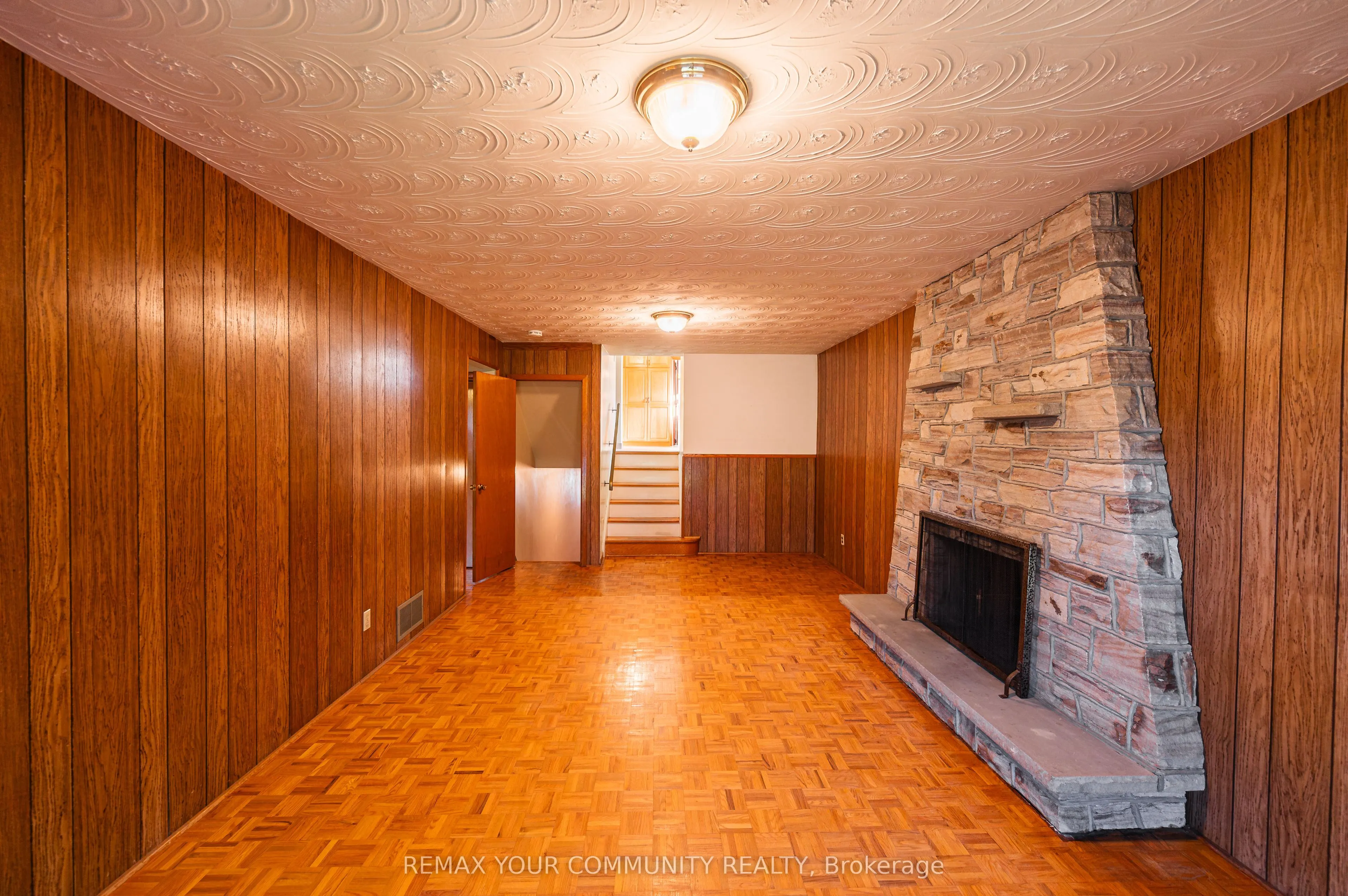 11 Anthia Drive
