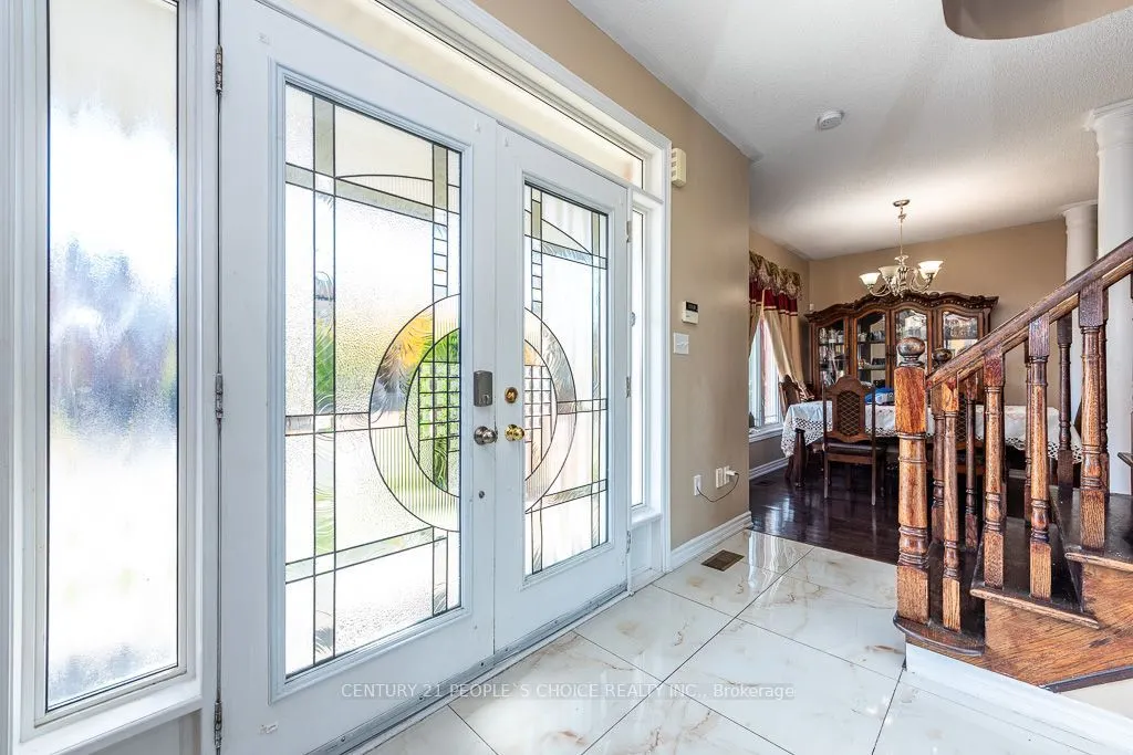 1 Bouvier Gate