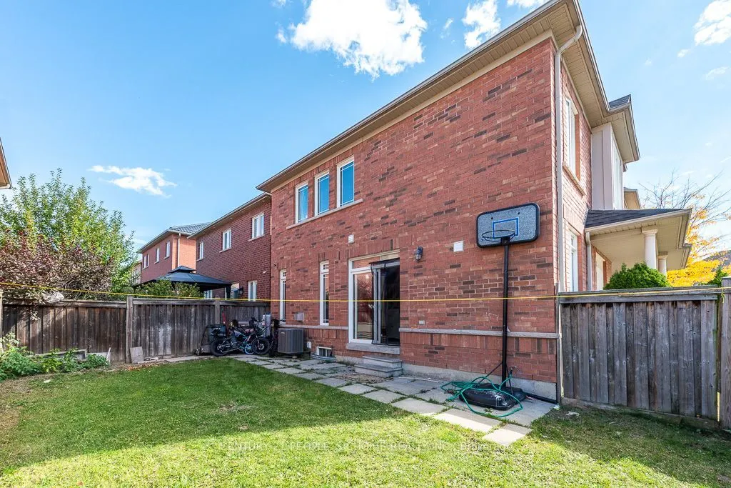 1 Bouvier Gate