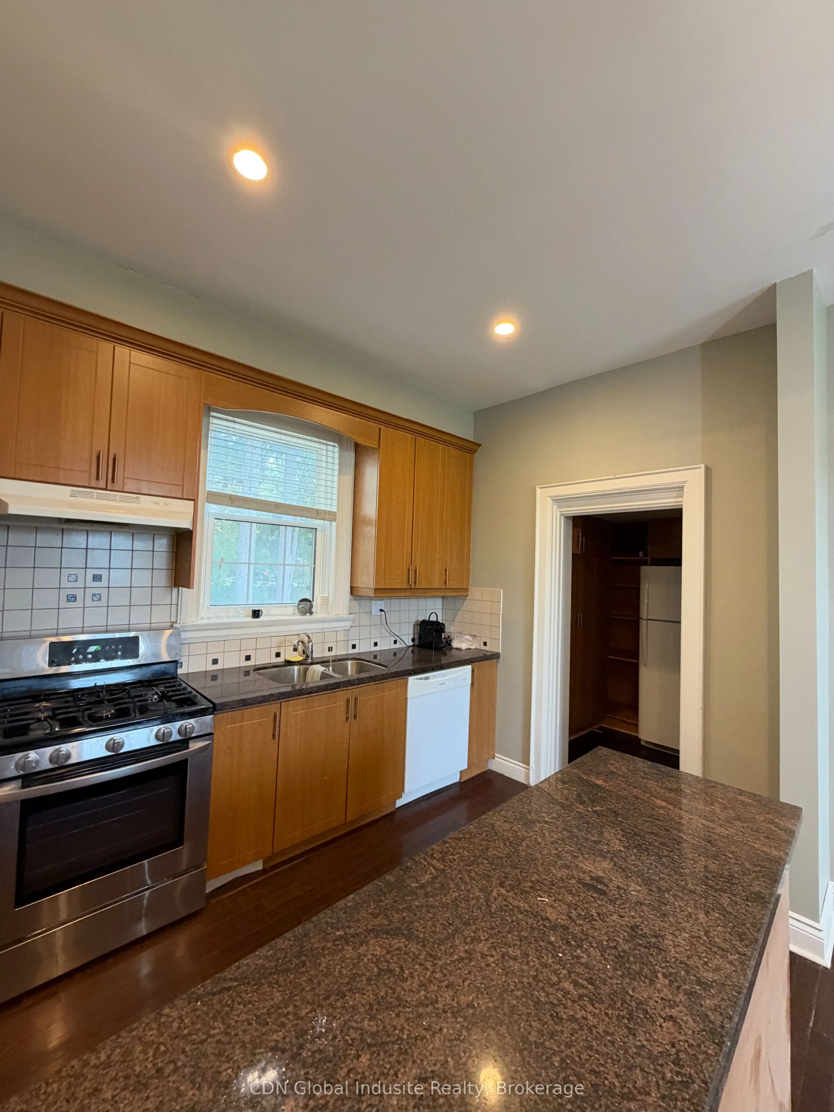 1141 Clarkson Road