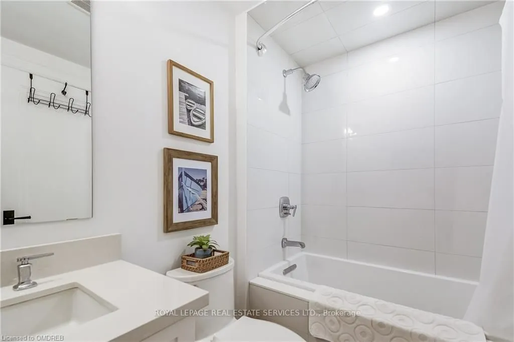 2060 LAKESHORE Road #1704