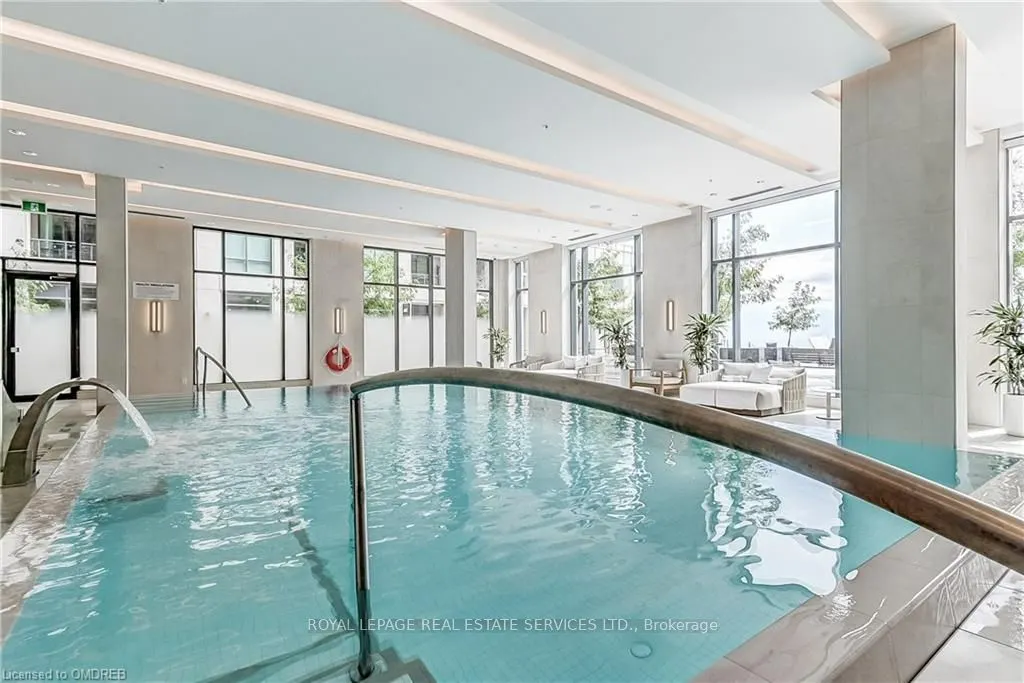 2060 LAKESHORE Road #1704