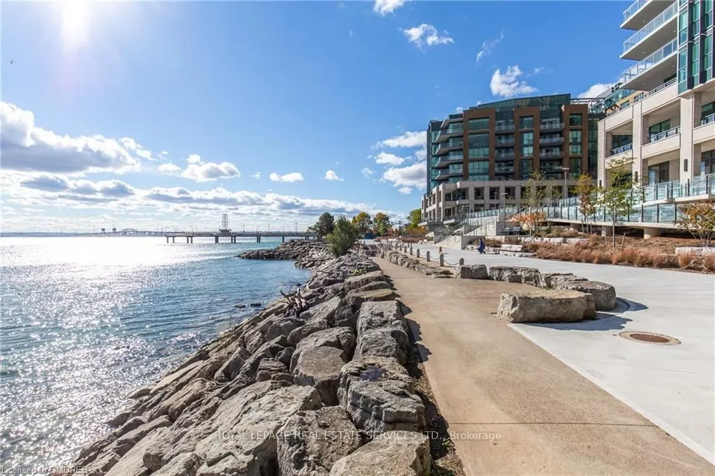 2060 LAKESHORE Road #1704