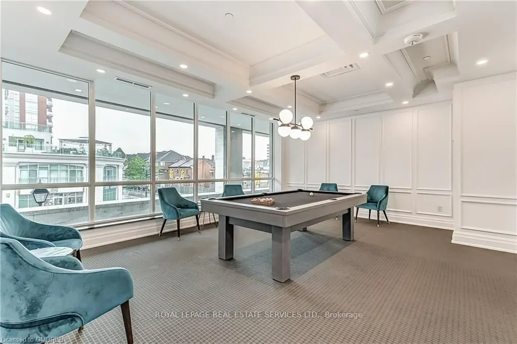 2060 LAKESHORE Road #1704