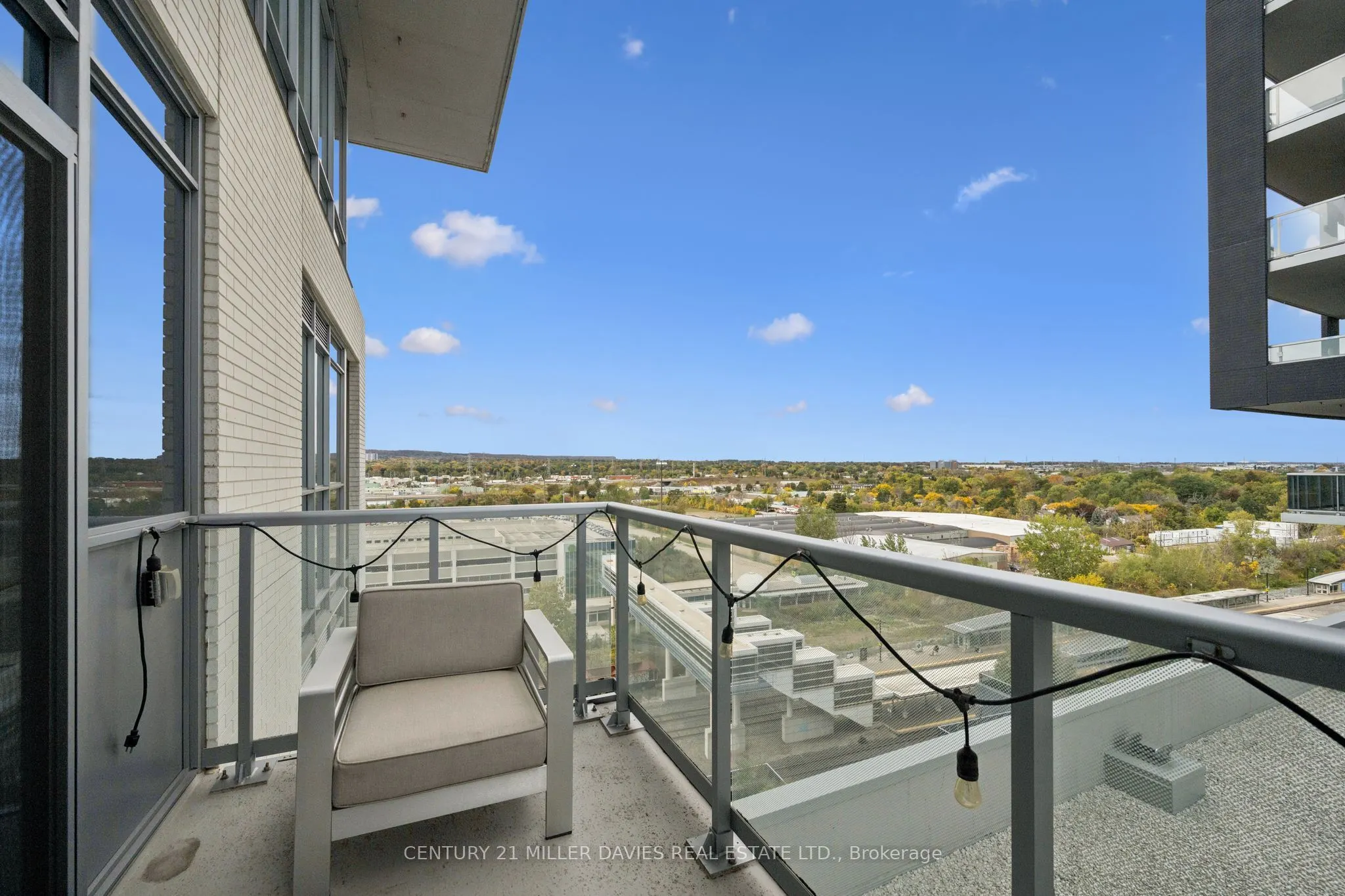 2081 Fairview Street #1101