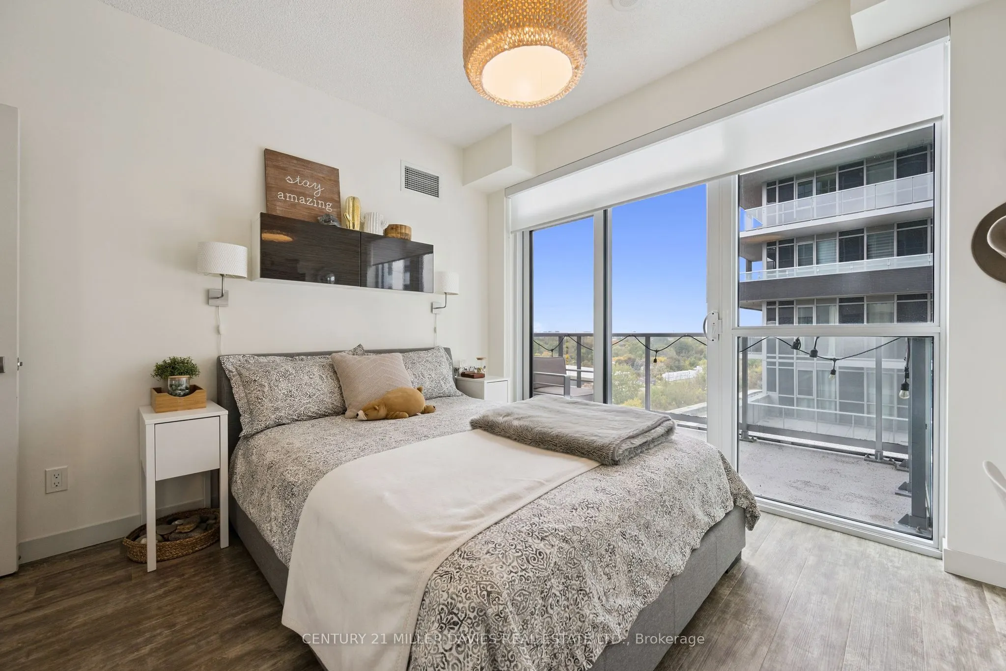 2081 Fairview Street #1101