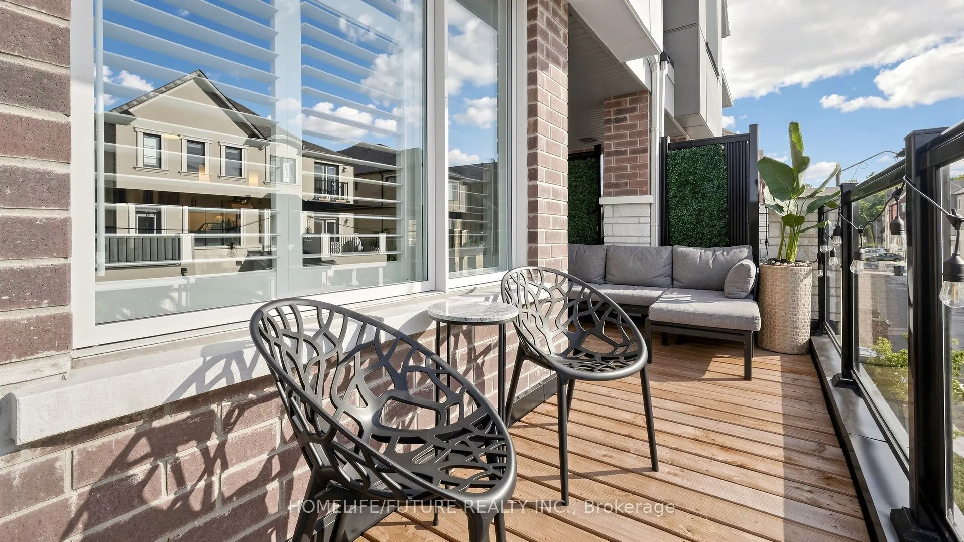 5106 Vetere Street
