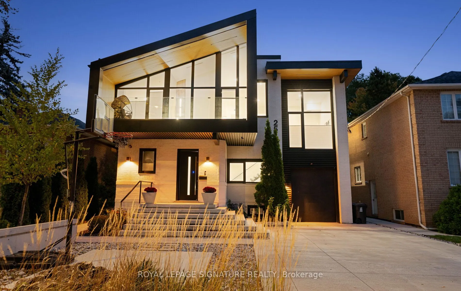 25 Eagle Road
