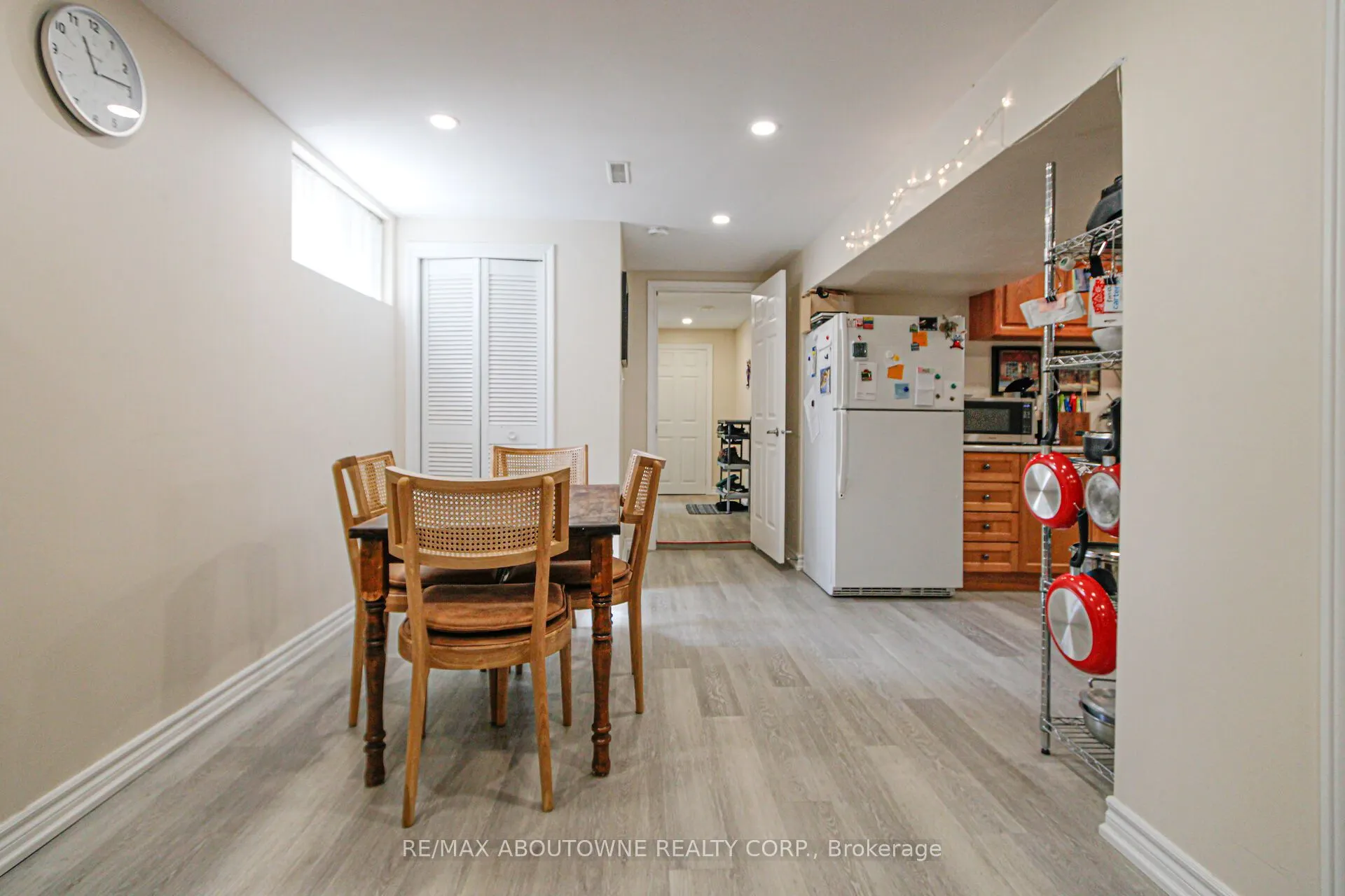 3302 Cardross Road