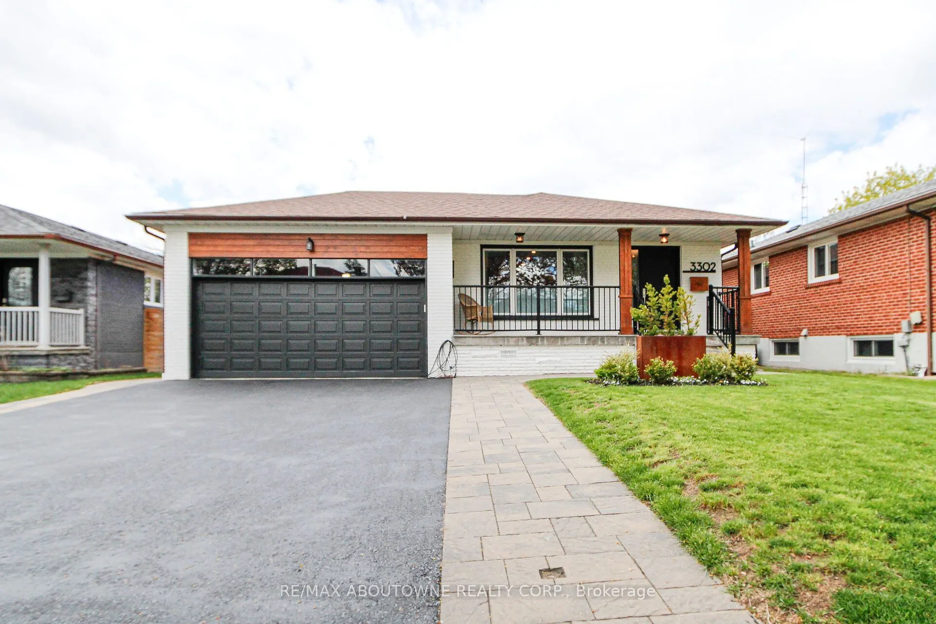 3302 Cardross Road
