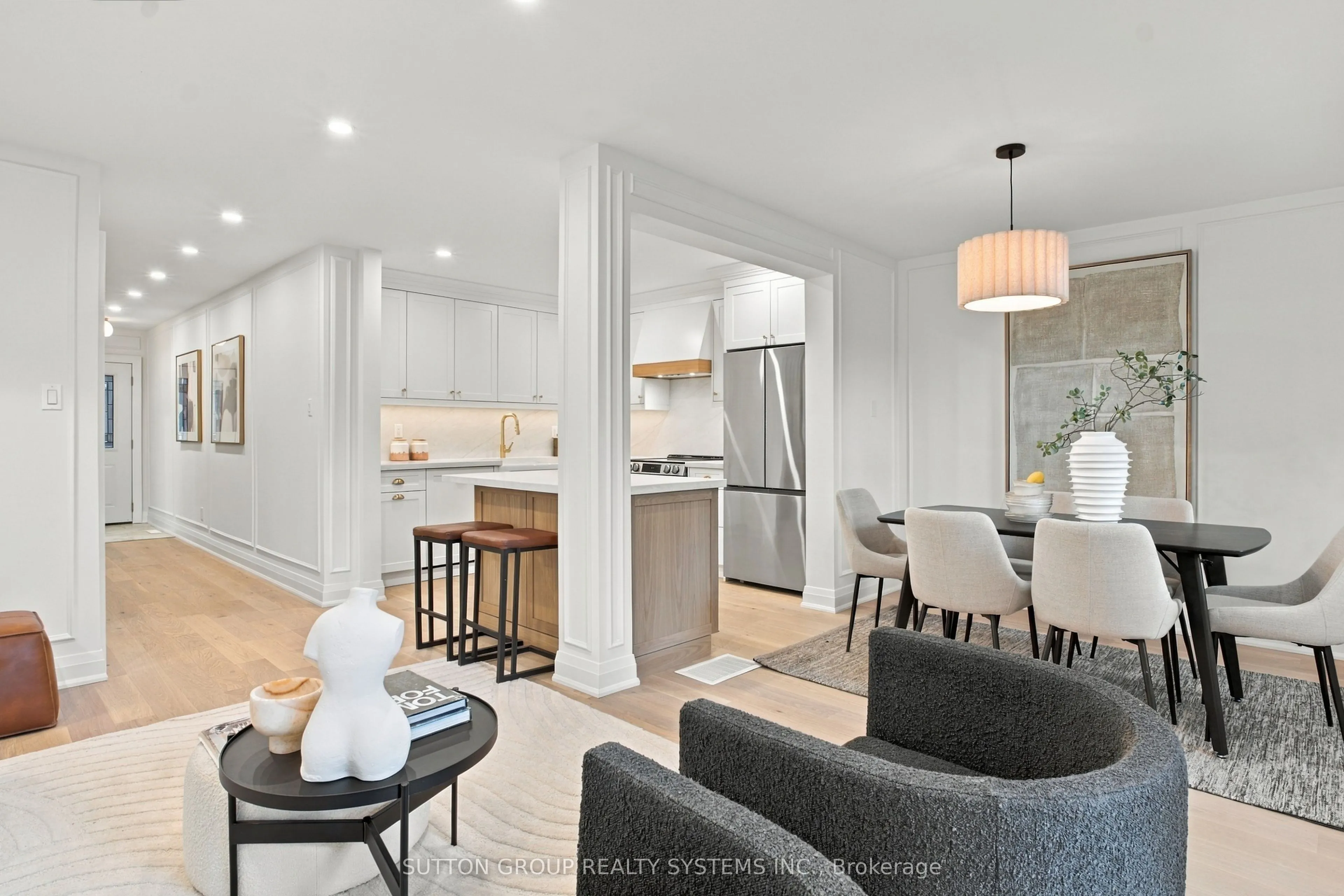 1951 Rathburn Road E #26