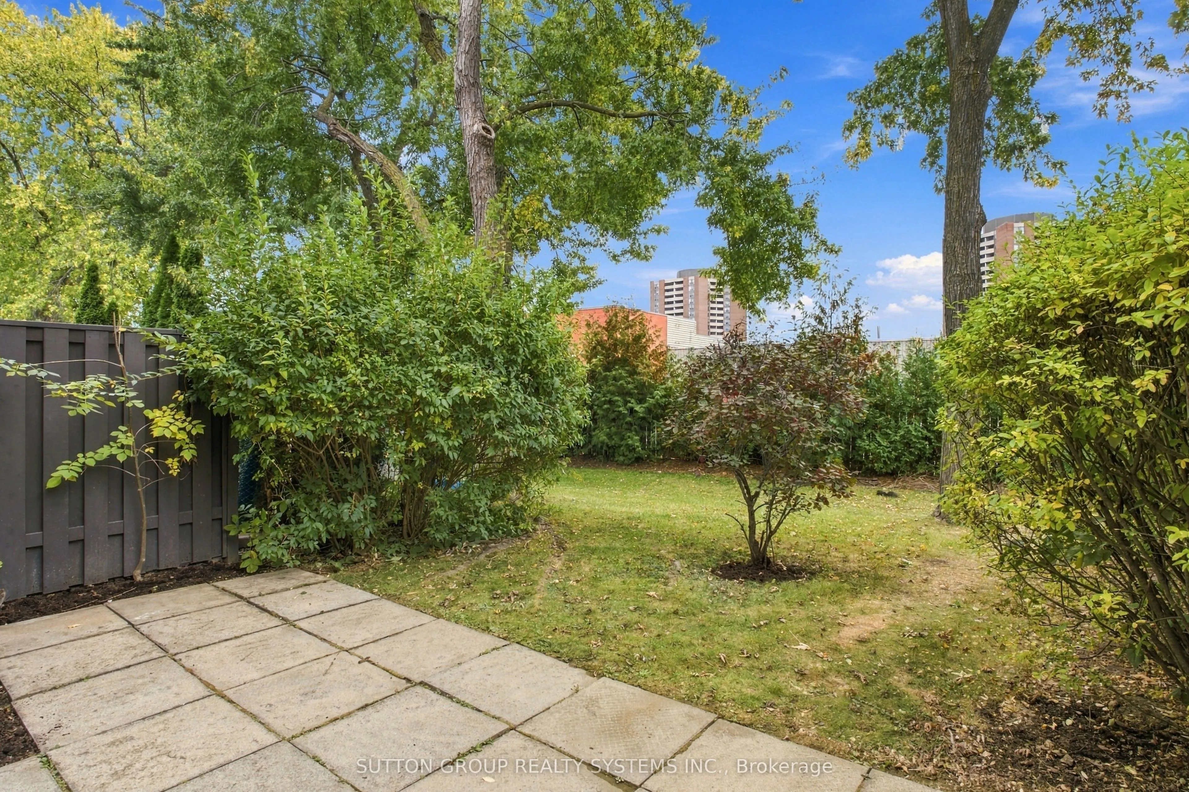 1951 Rathburn Road E #26
