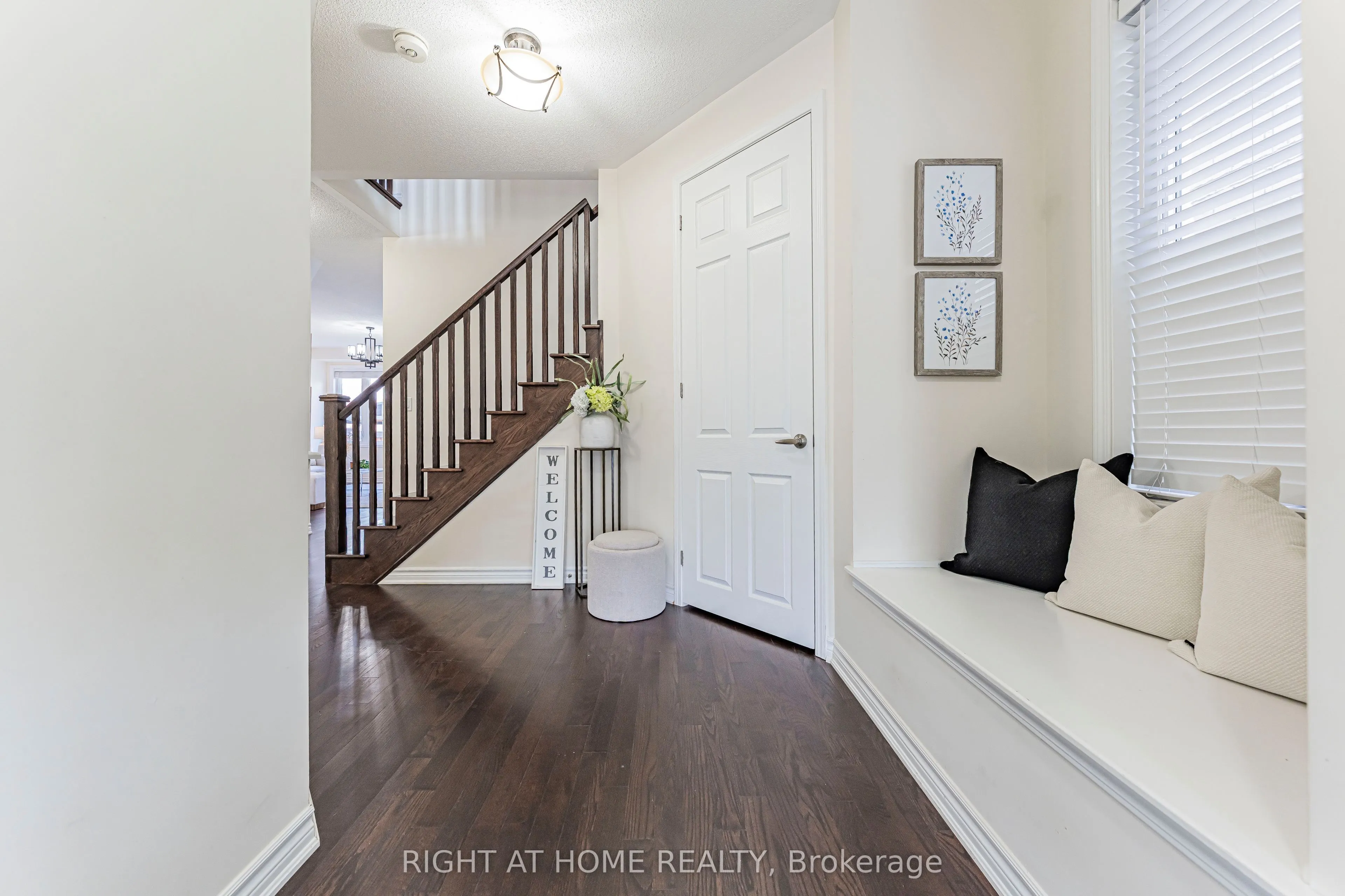 1249 Leger Way
