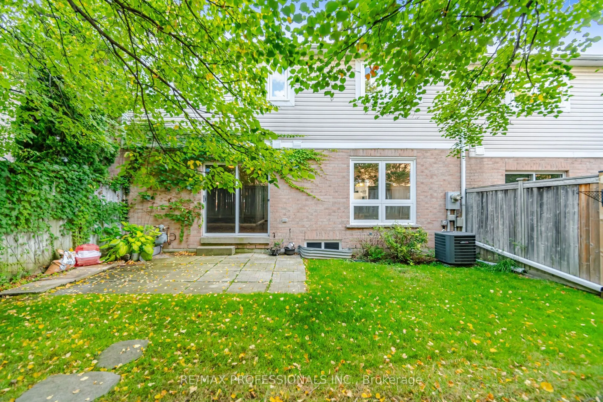 5910 Greensboro Drive #114
