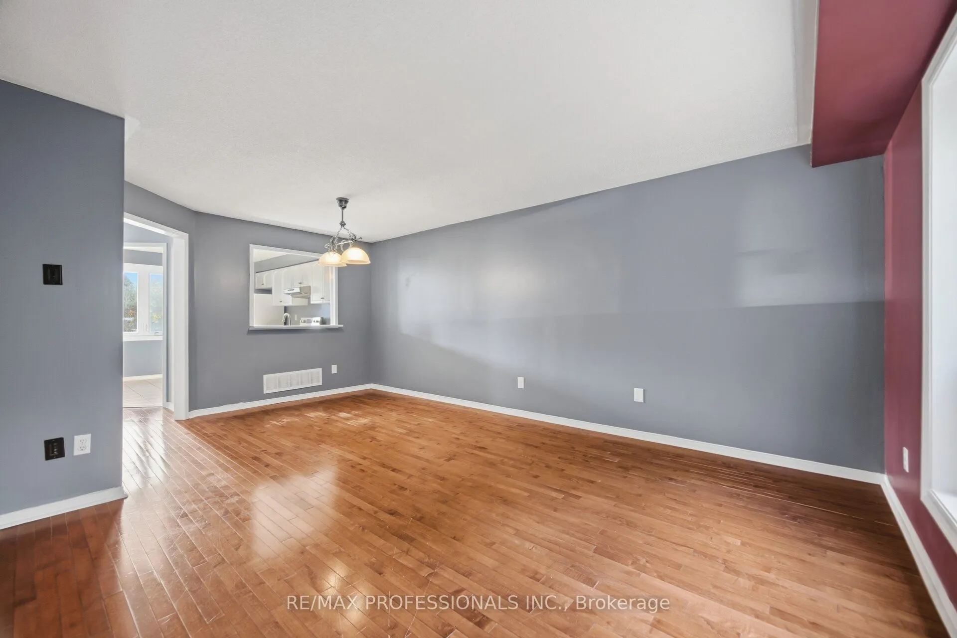 5910 Greensboro Drive #114
