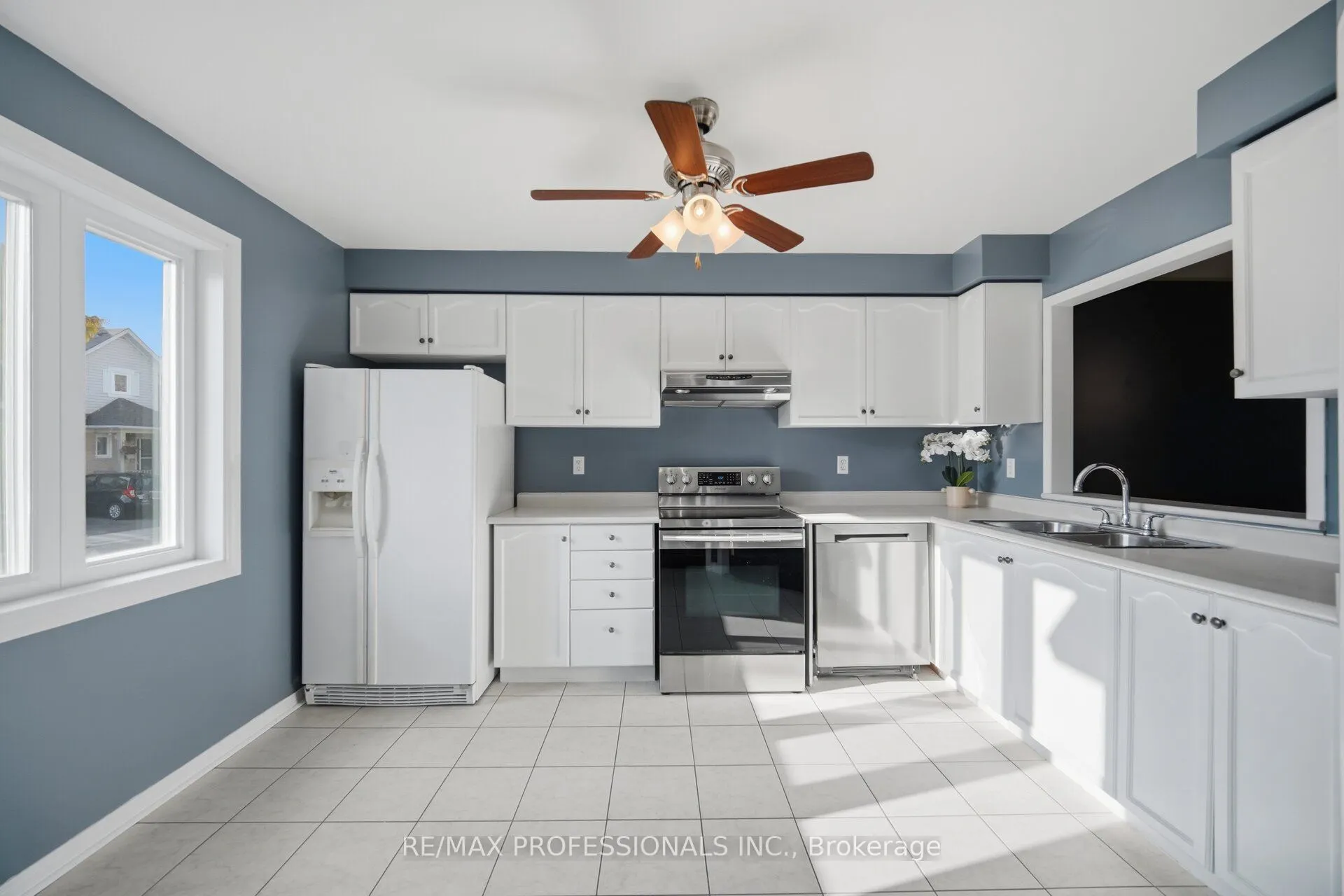 5910 Greensboro Drive #114