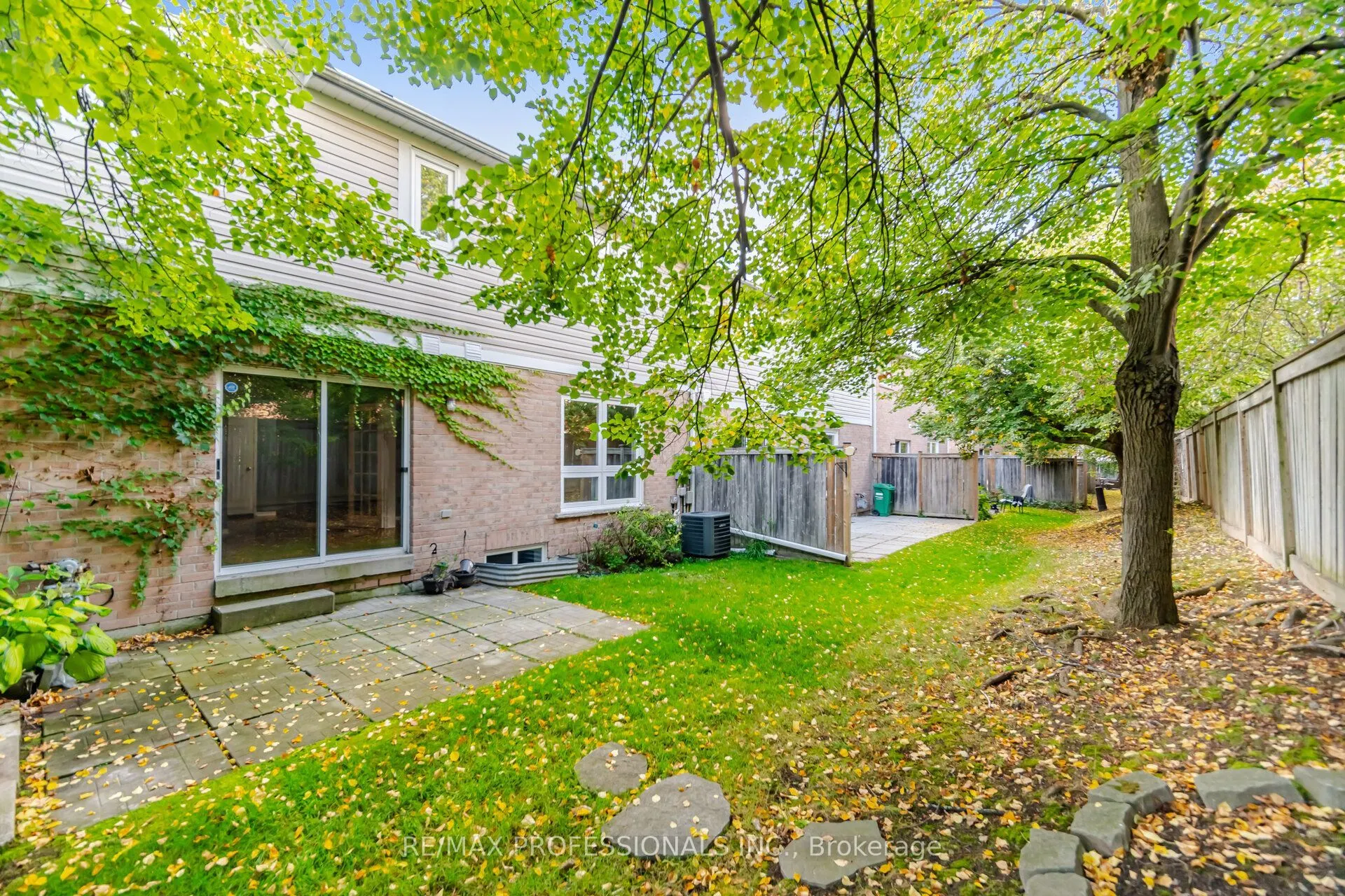 5910 Greensboro Drive #114