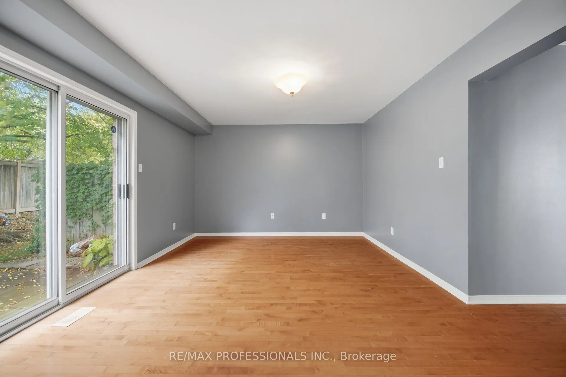 5910 Greensboro Drive #114