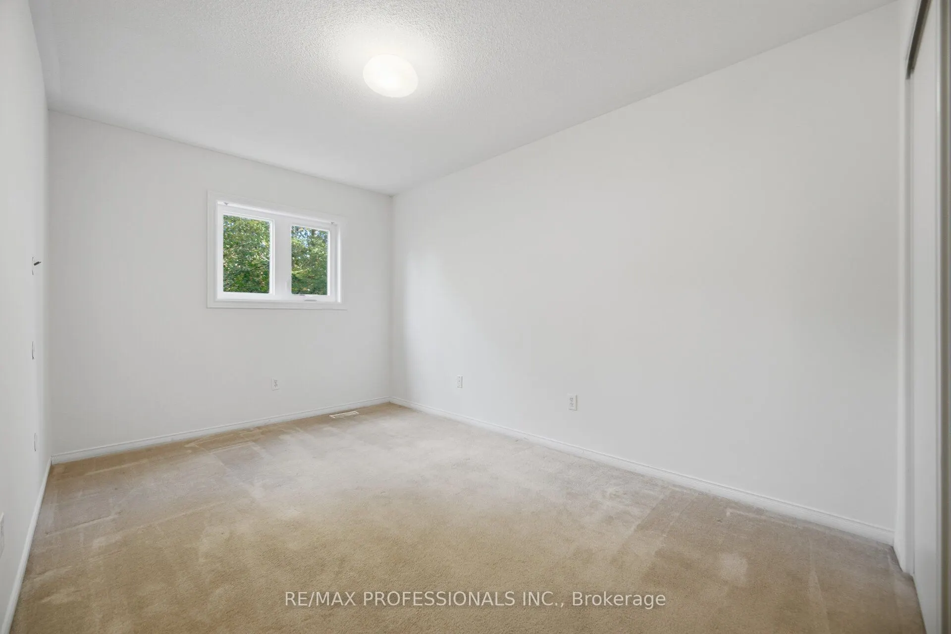 5910 Greensboro Drive #114