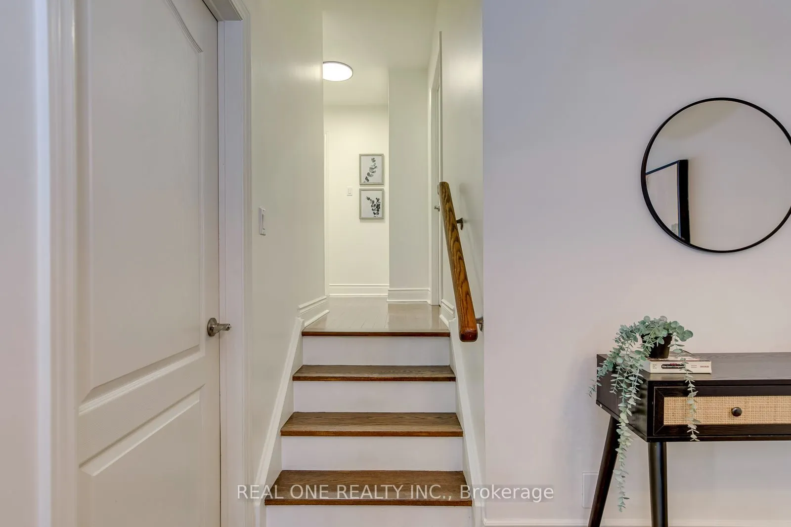 28 Osborne Crescent