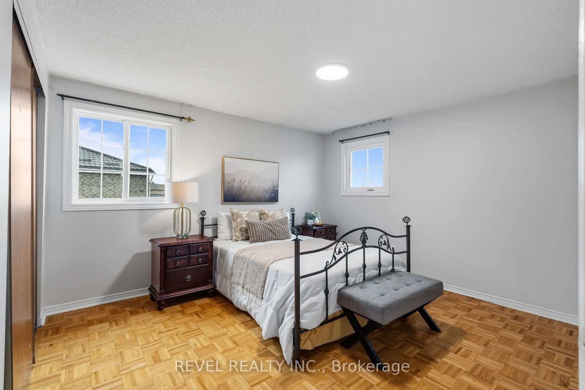 101 Sandmere Avenue