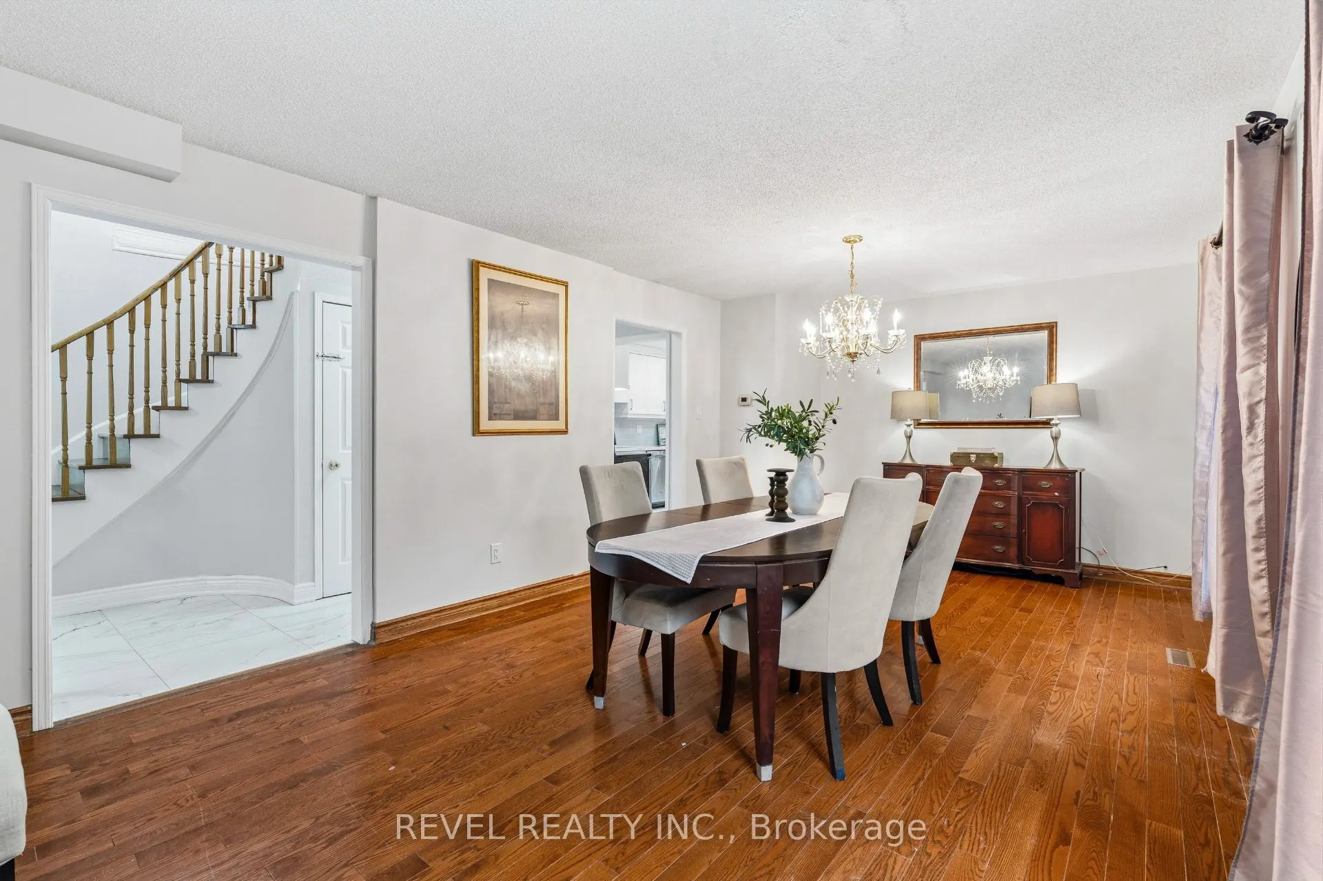101 Sandmere Avenue