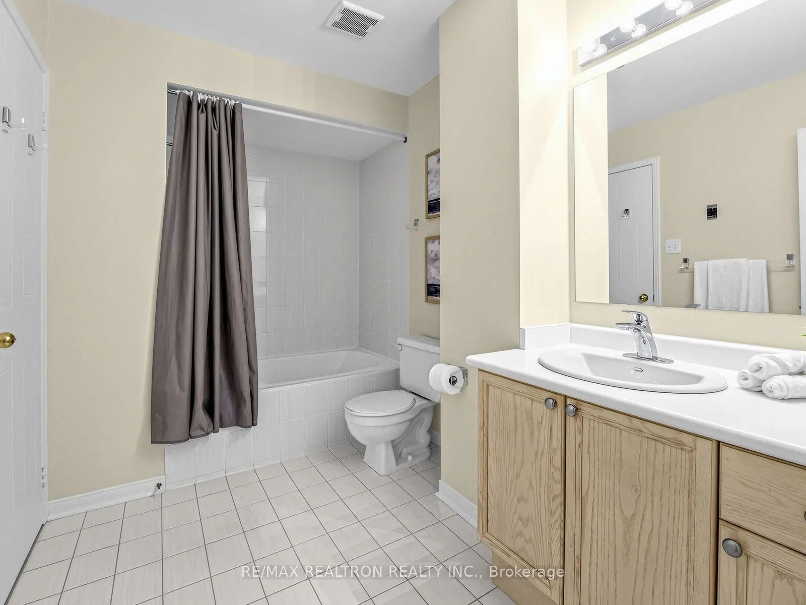 5305 Glen Erin Drive ##2B