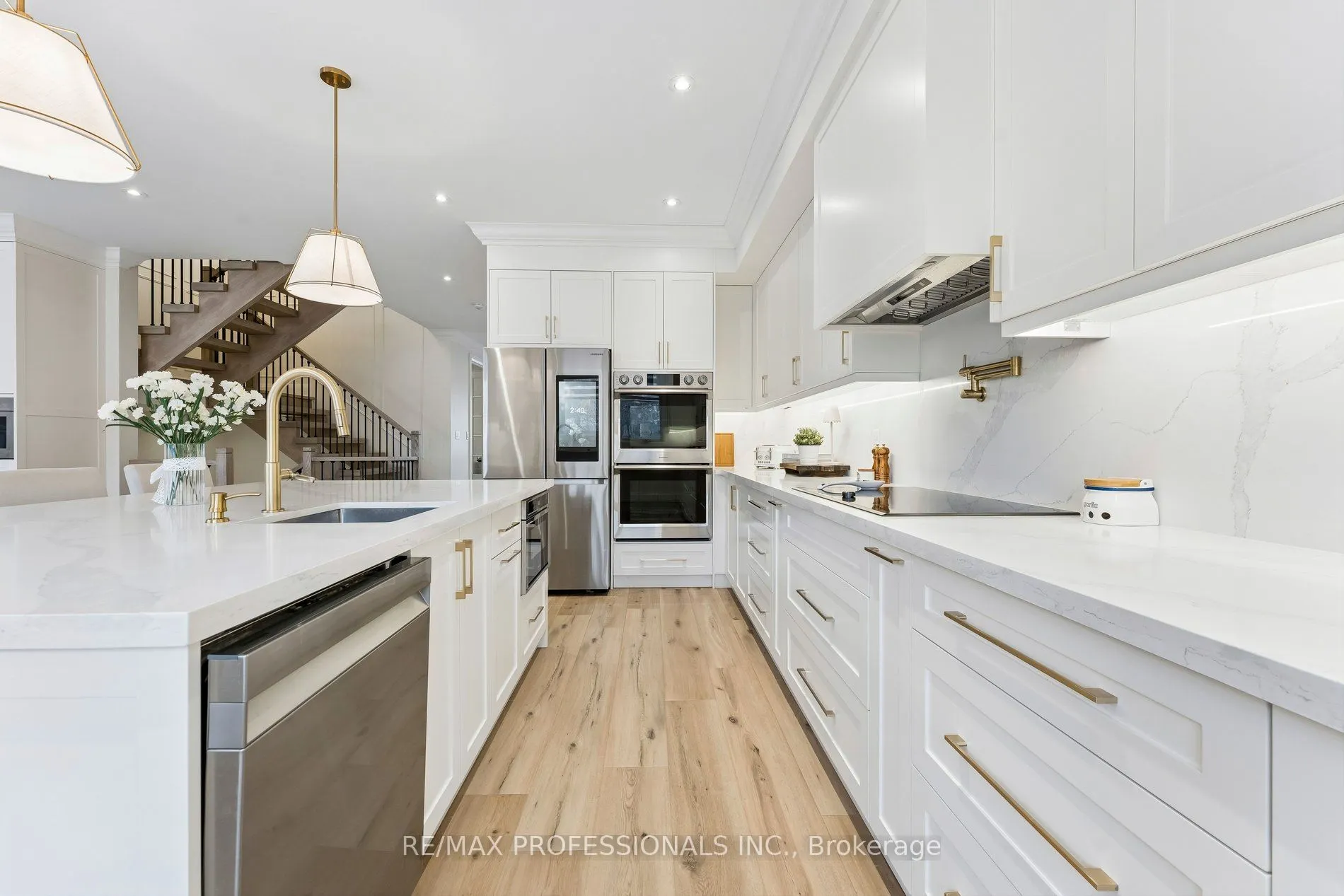 7 Ranwood Drive