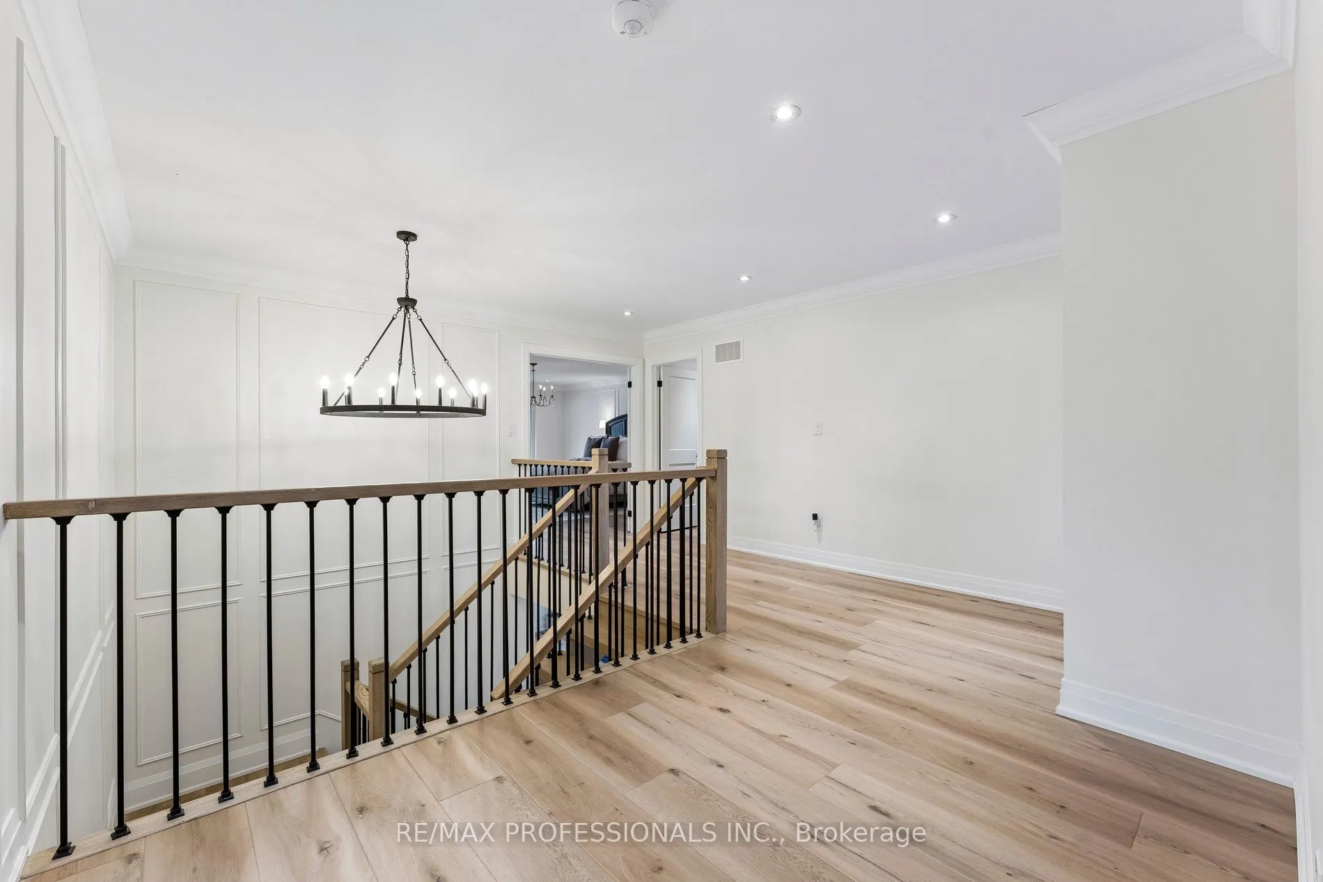 7 Ranwood Drive