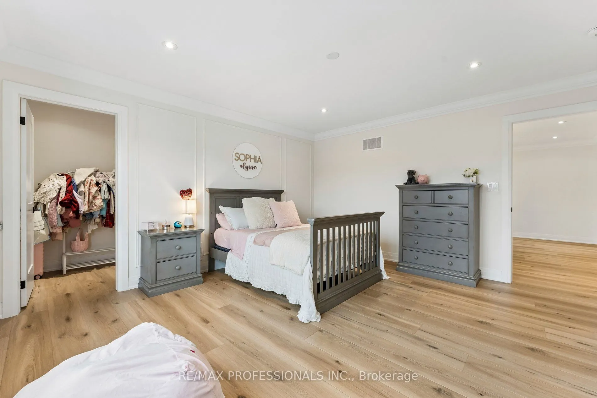 7 Ranwood Drive