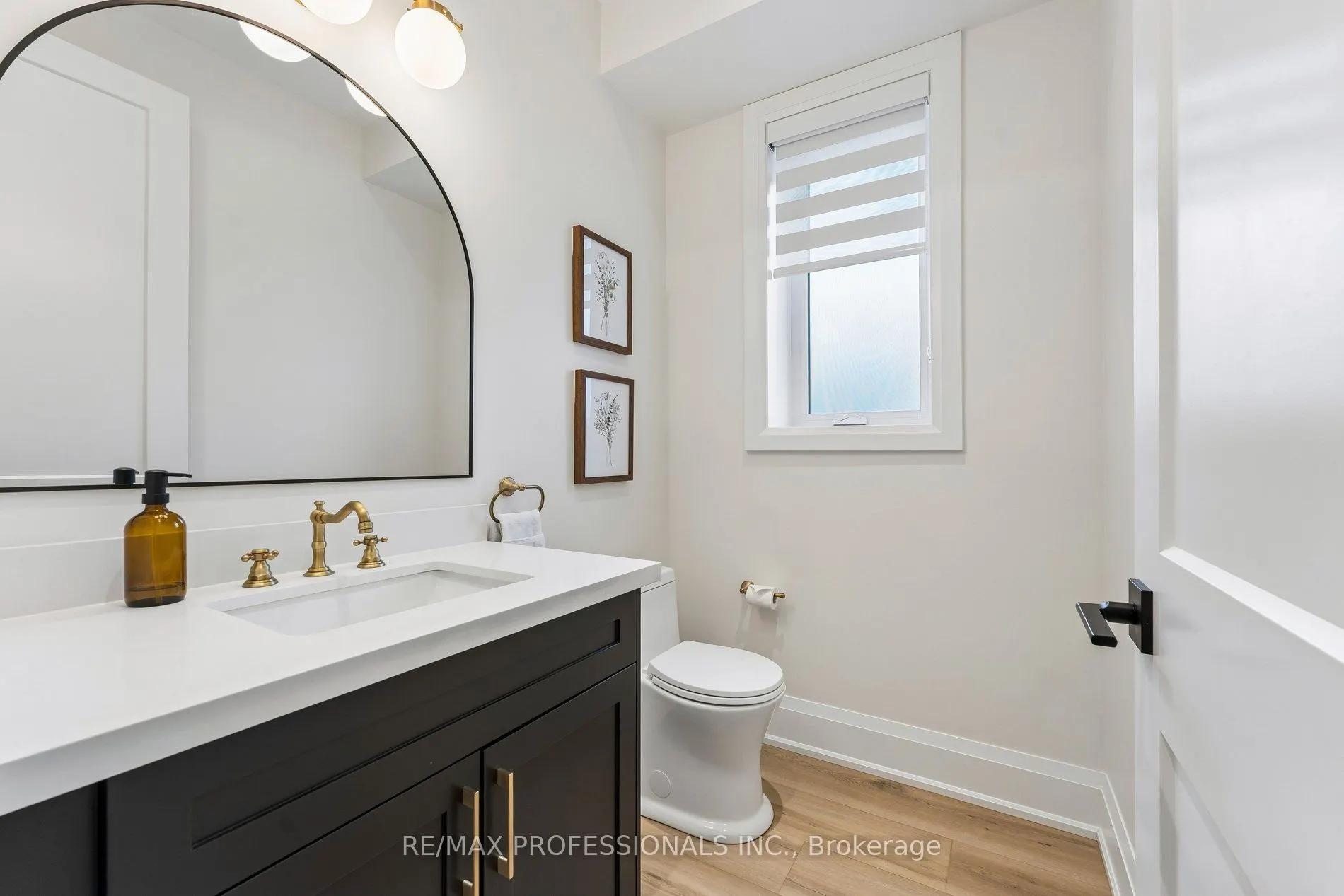 7 Ranwood Drive