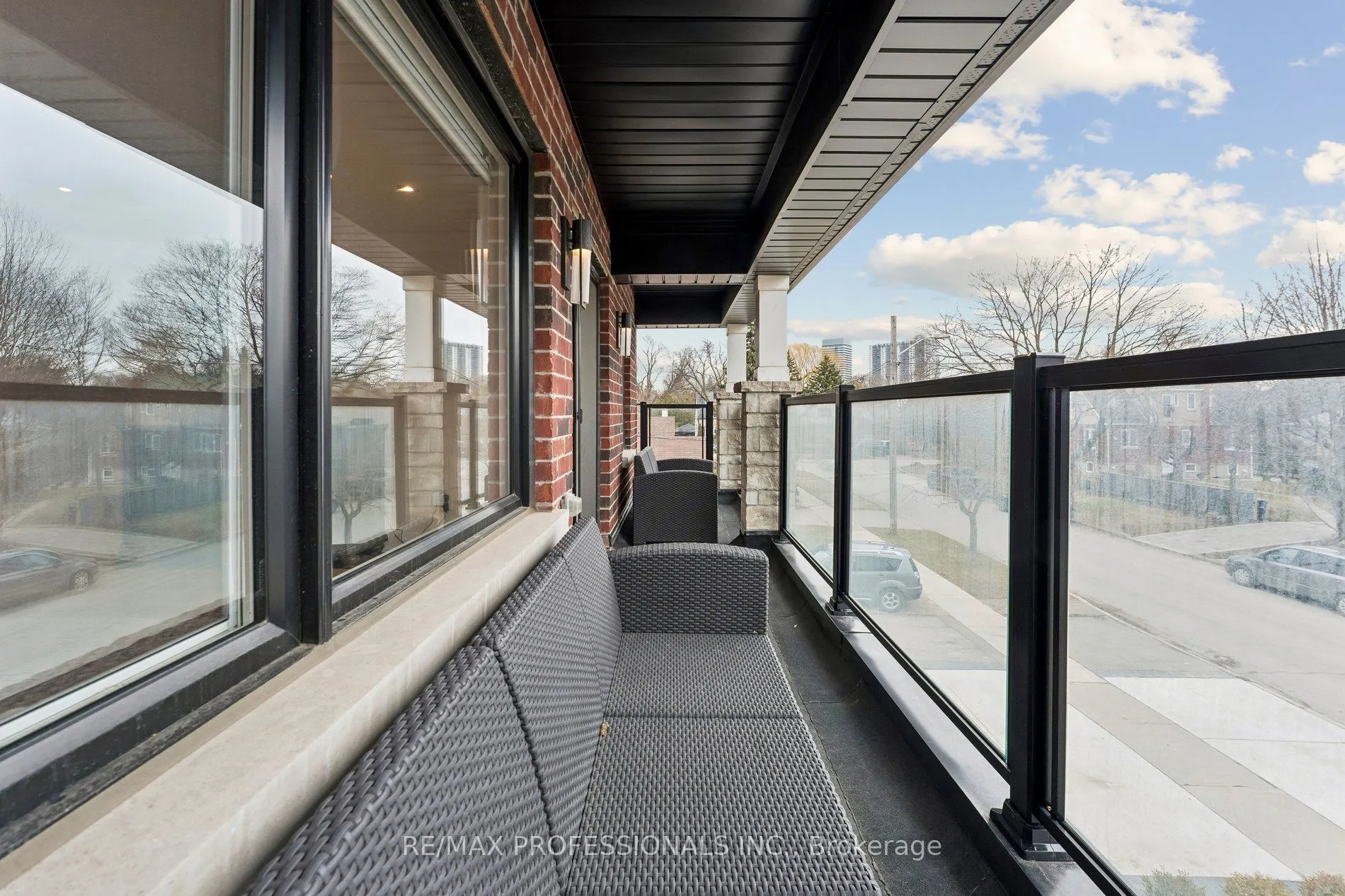 7 Ranwood Drive