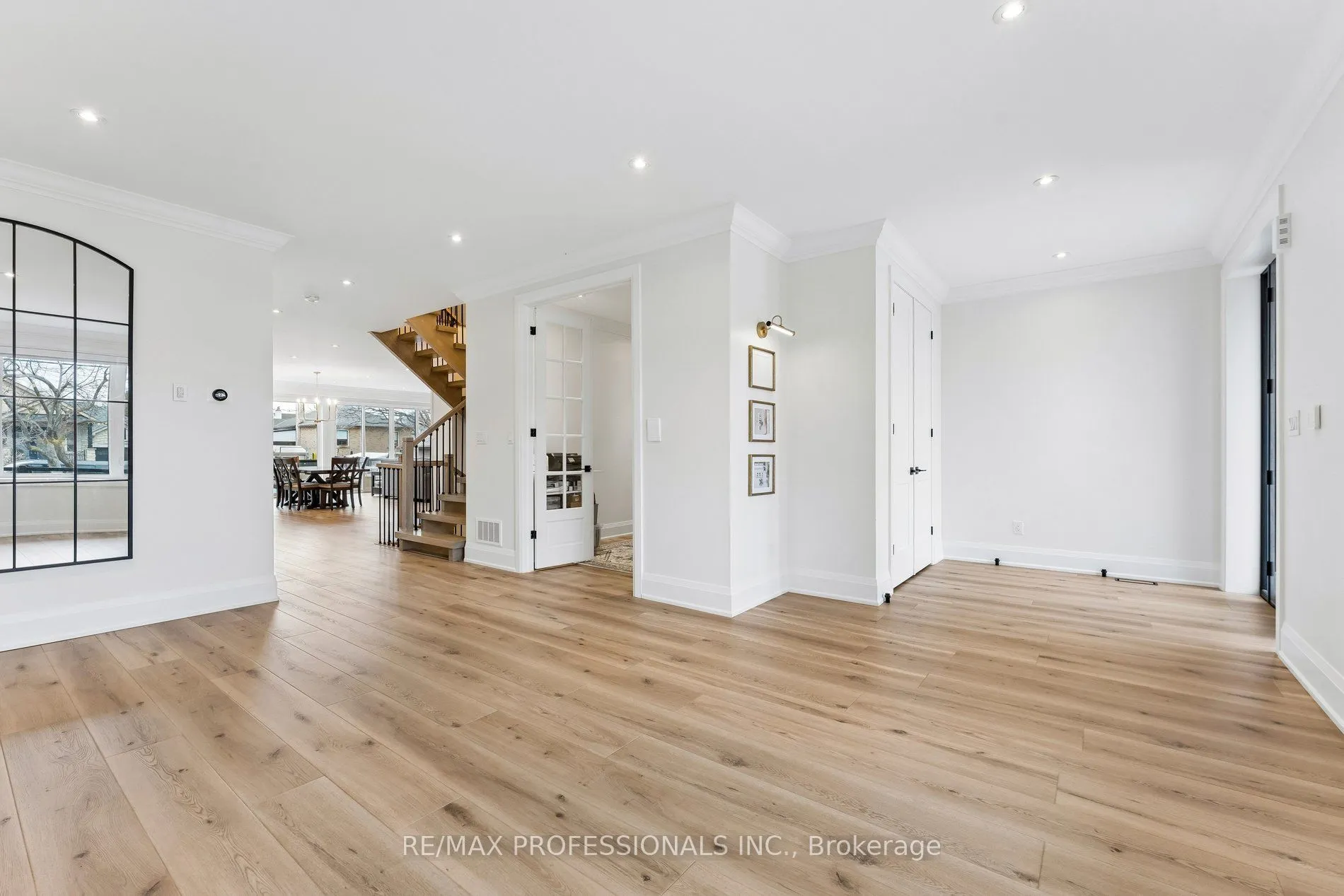 7 Ranwood Drive