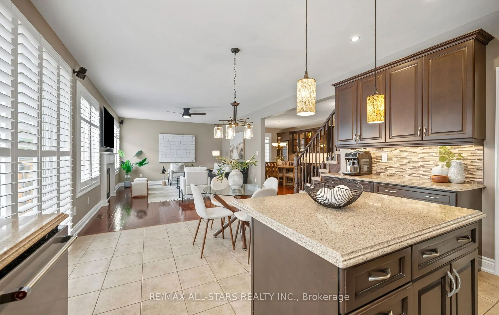 331 Inman Heights