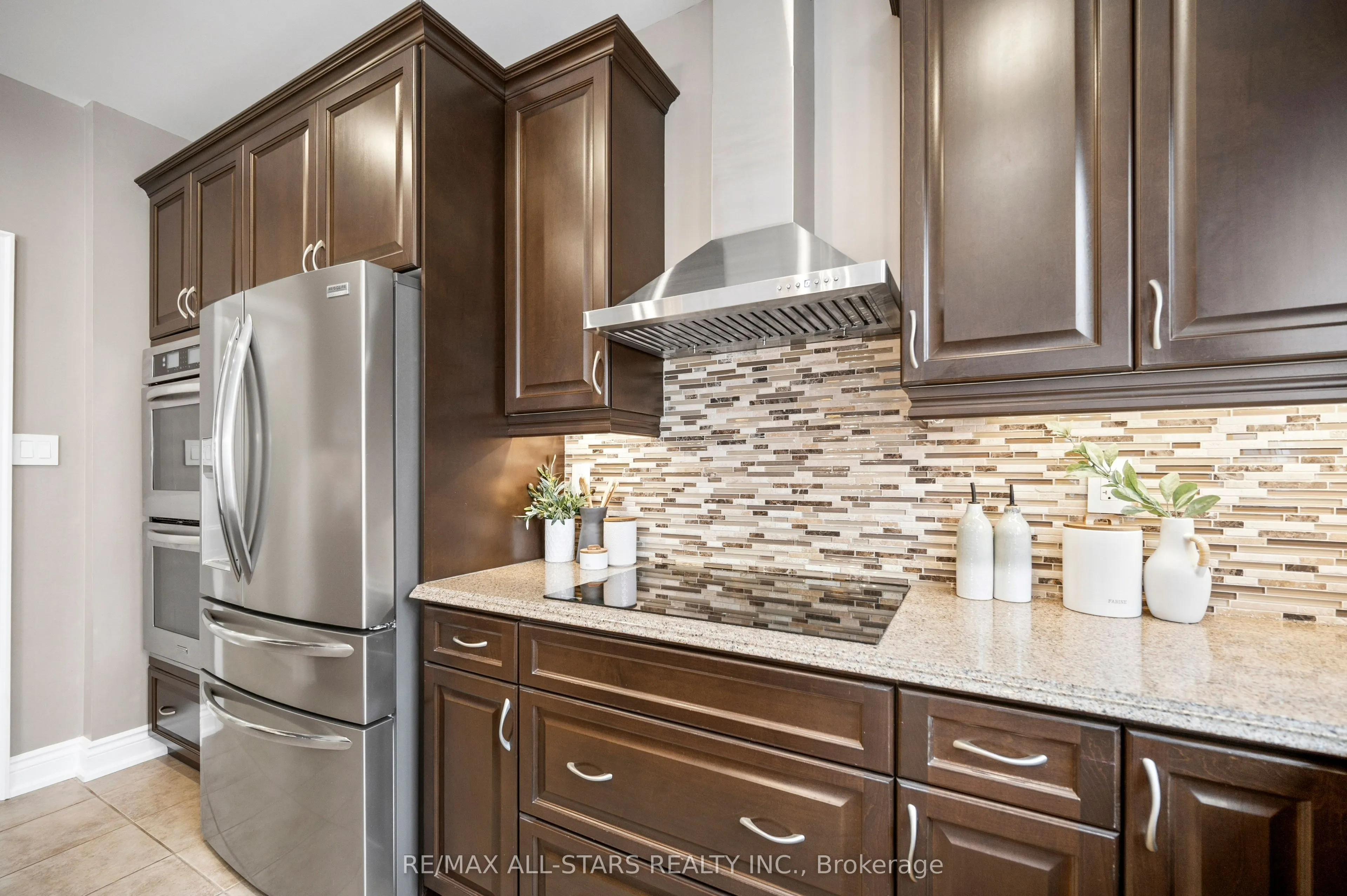 331 Inman Heights