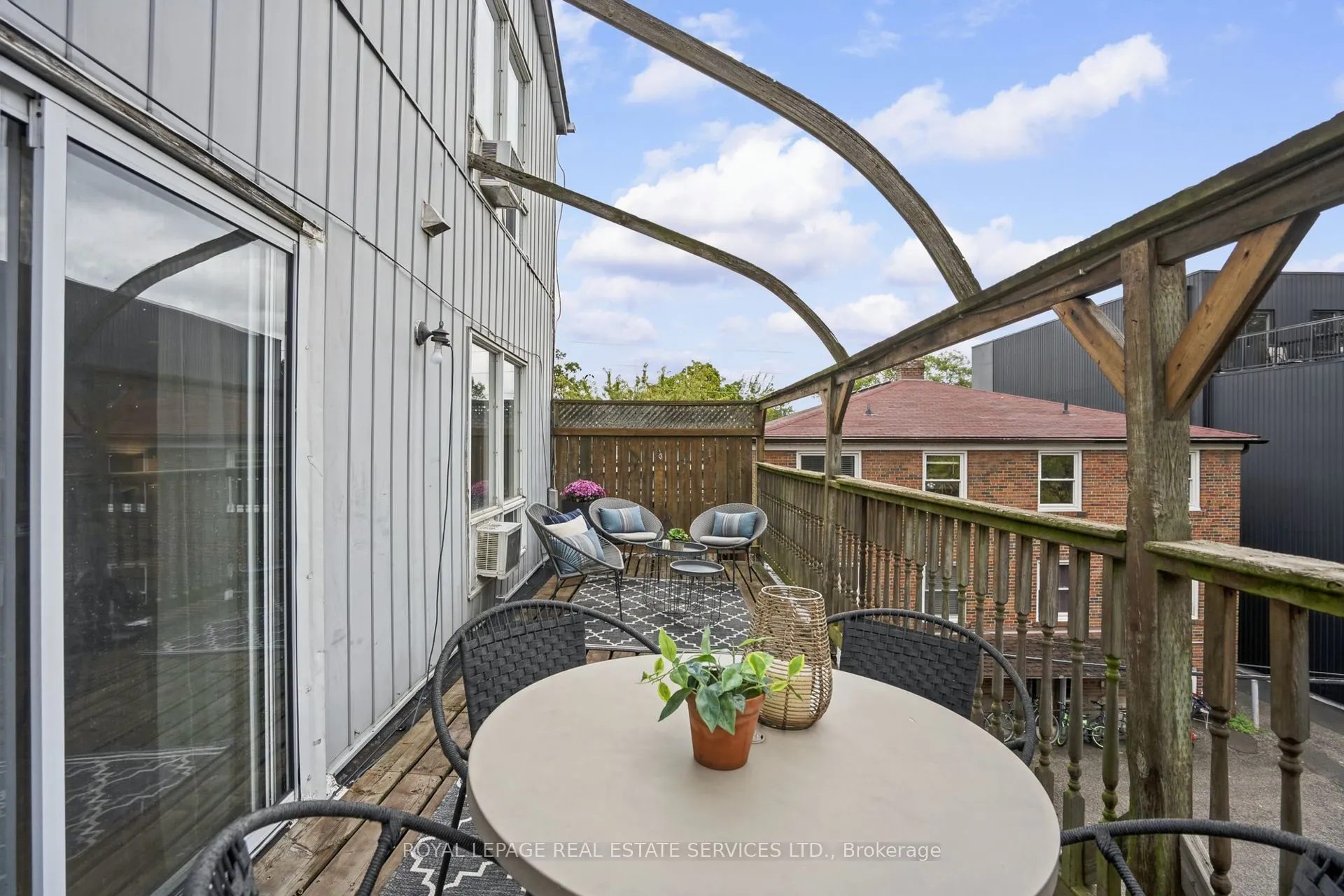 3 Harshaw Avenue