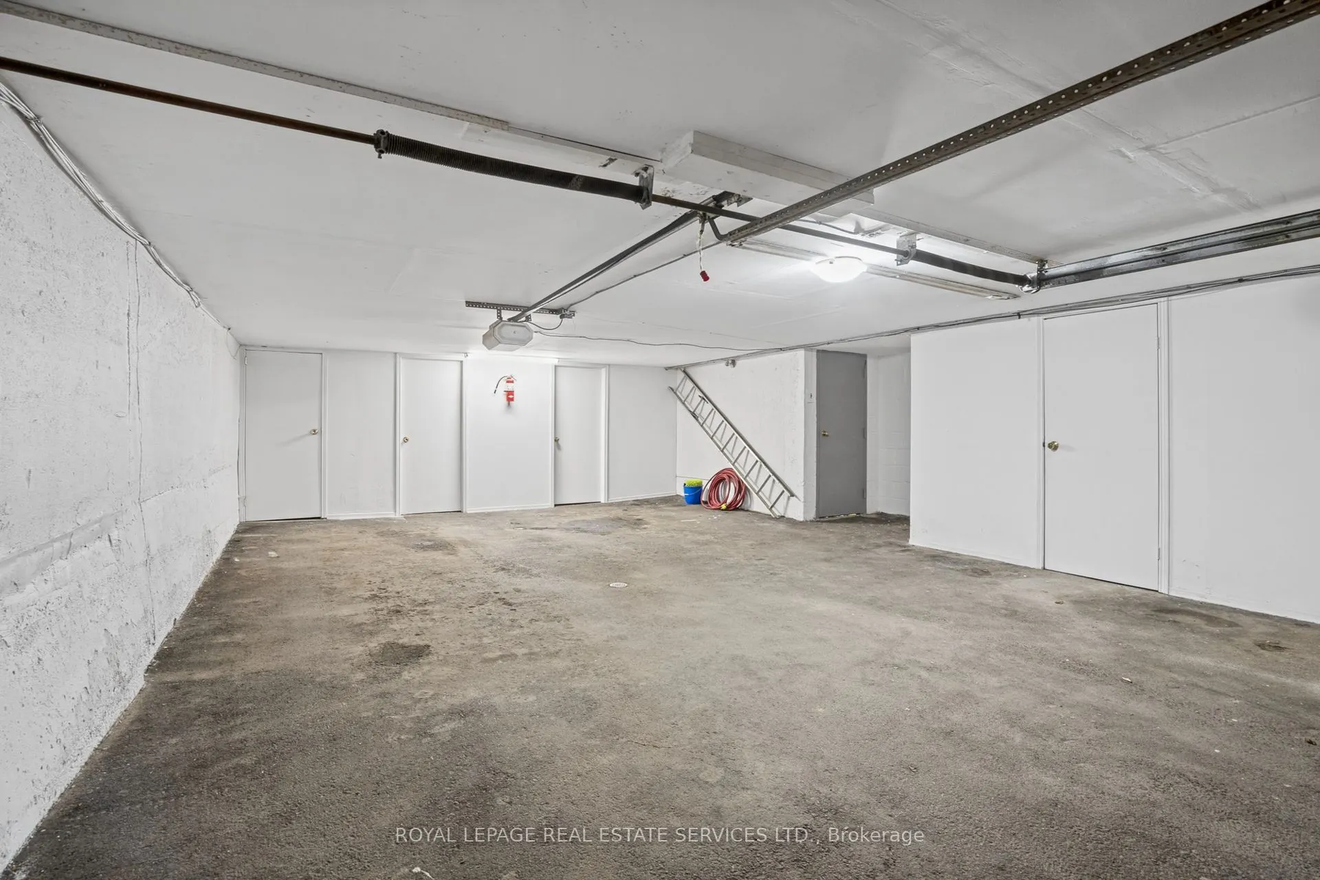 3 Harshaw Avenue