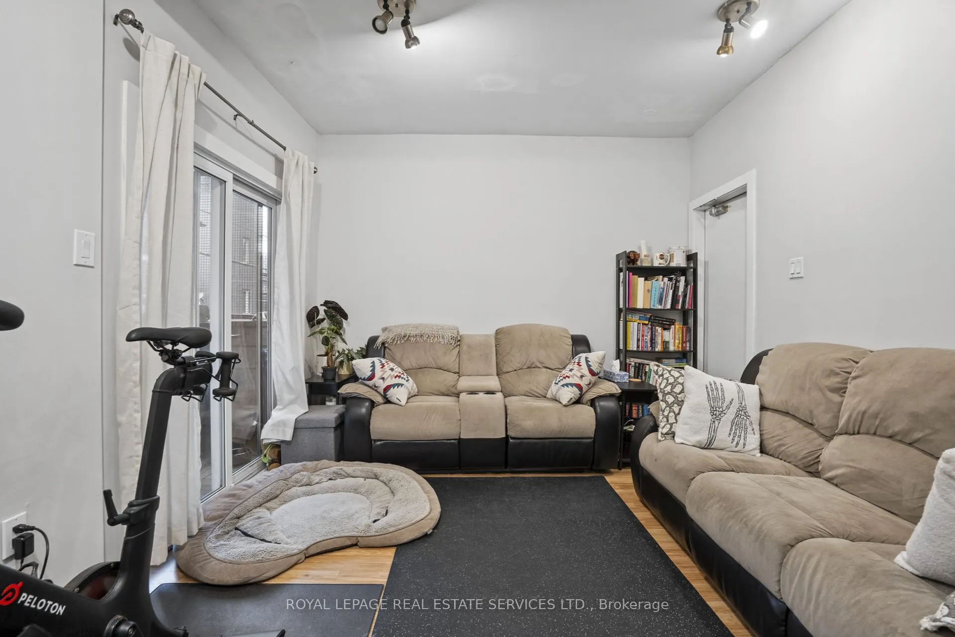 3 Harshaw Avenue