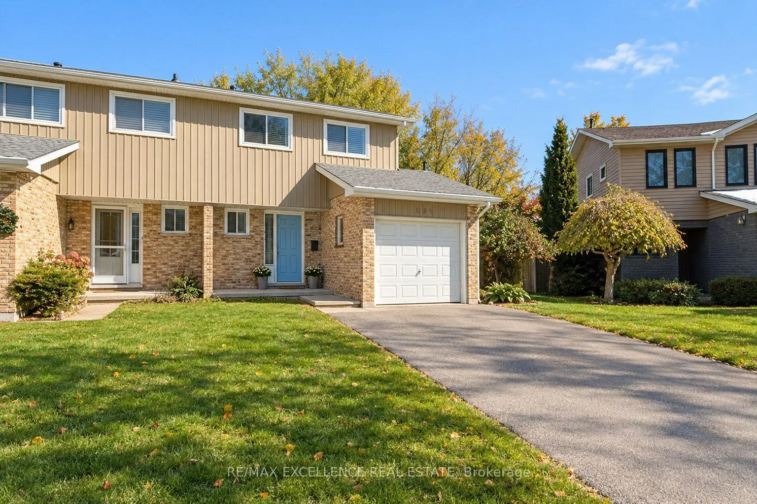 2458 Cobbinshaw Circle