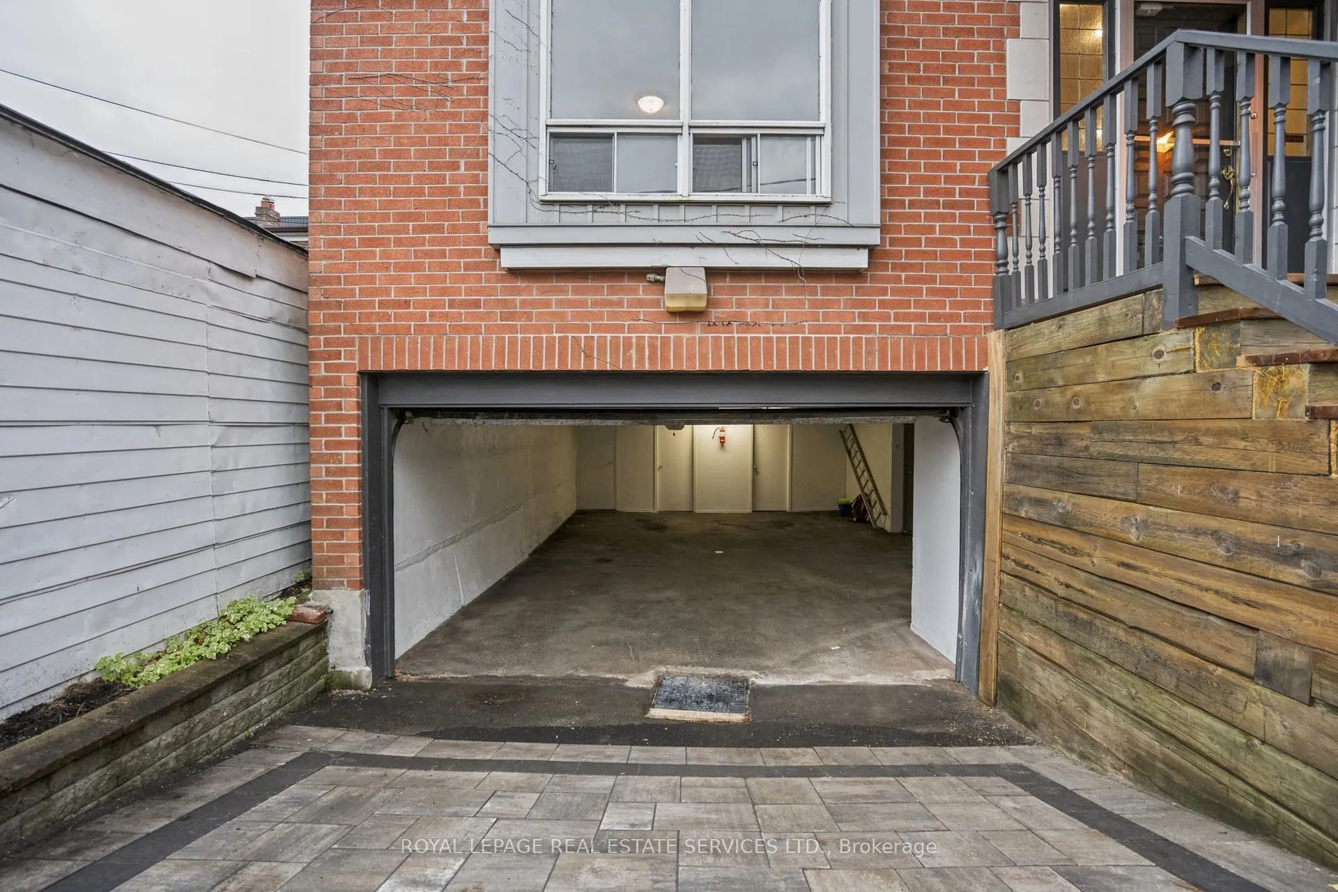 3 Harshaw Avenue