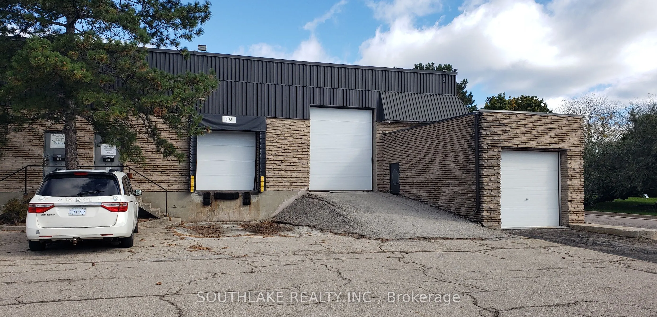 5230 S Service Road #108