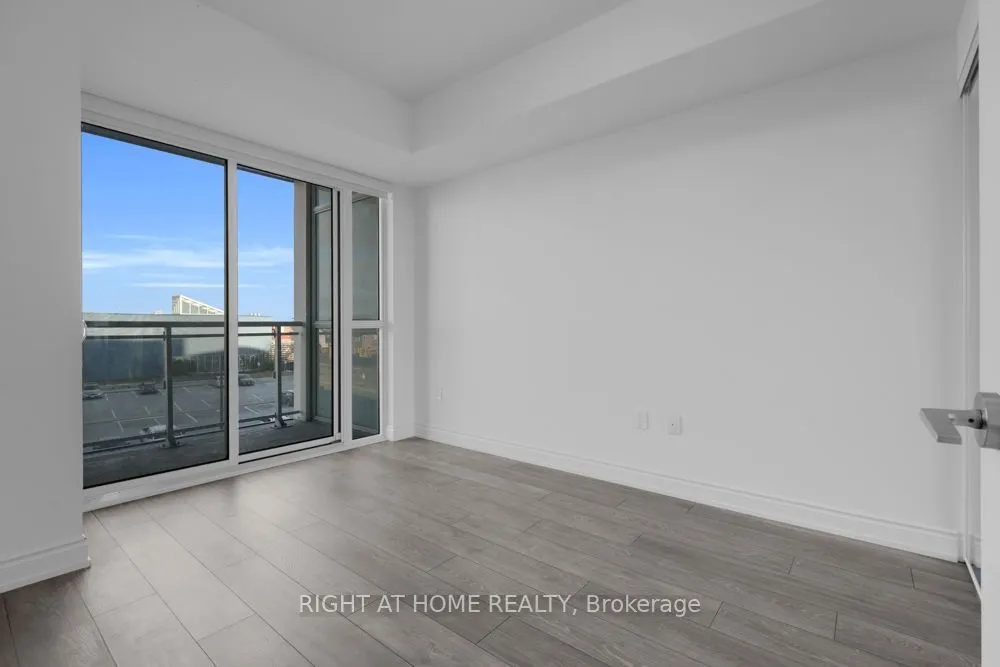 1050 Main Street E #312