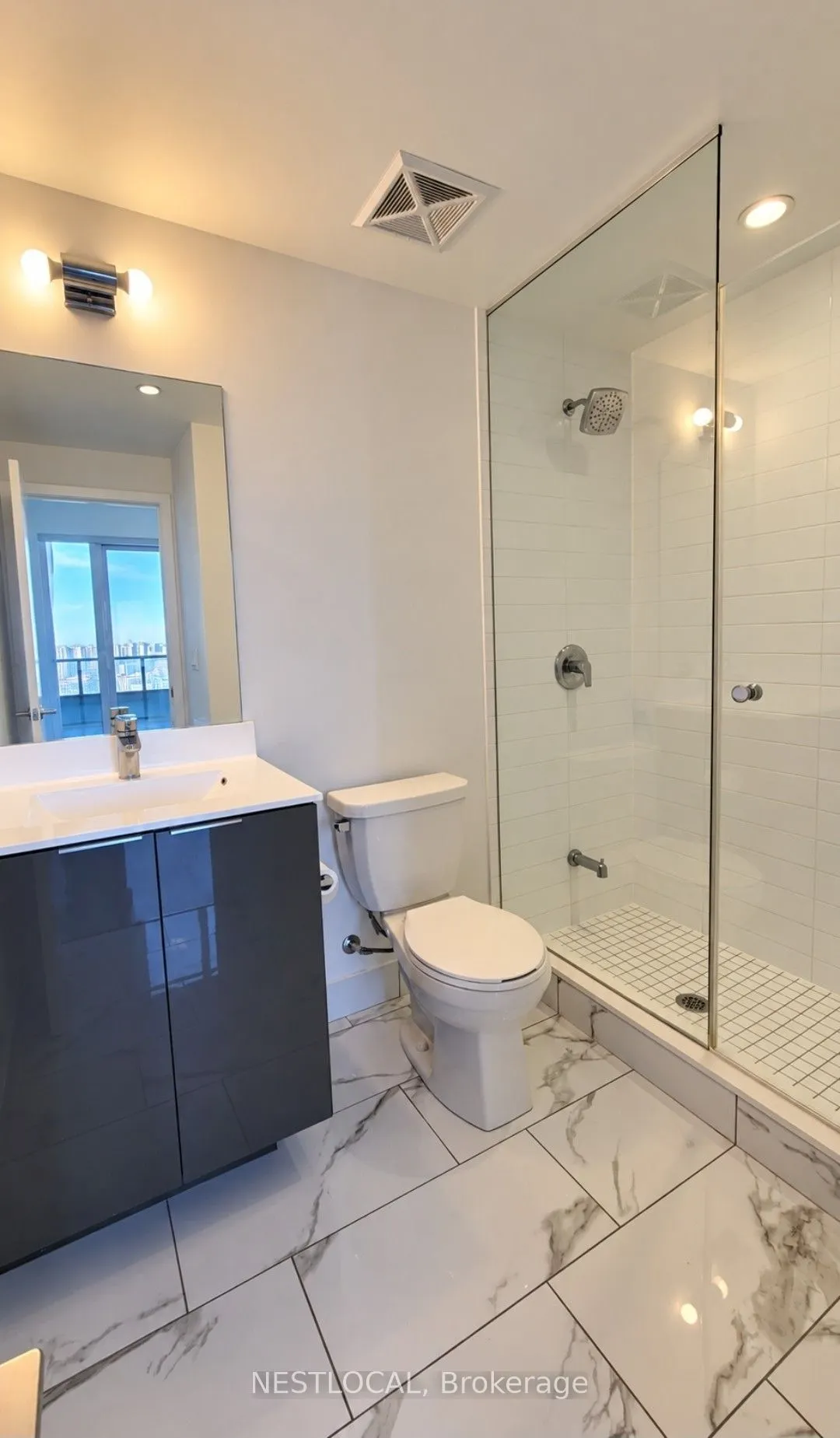 20 Shore Breeze Drive #2904