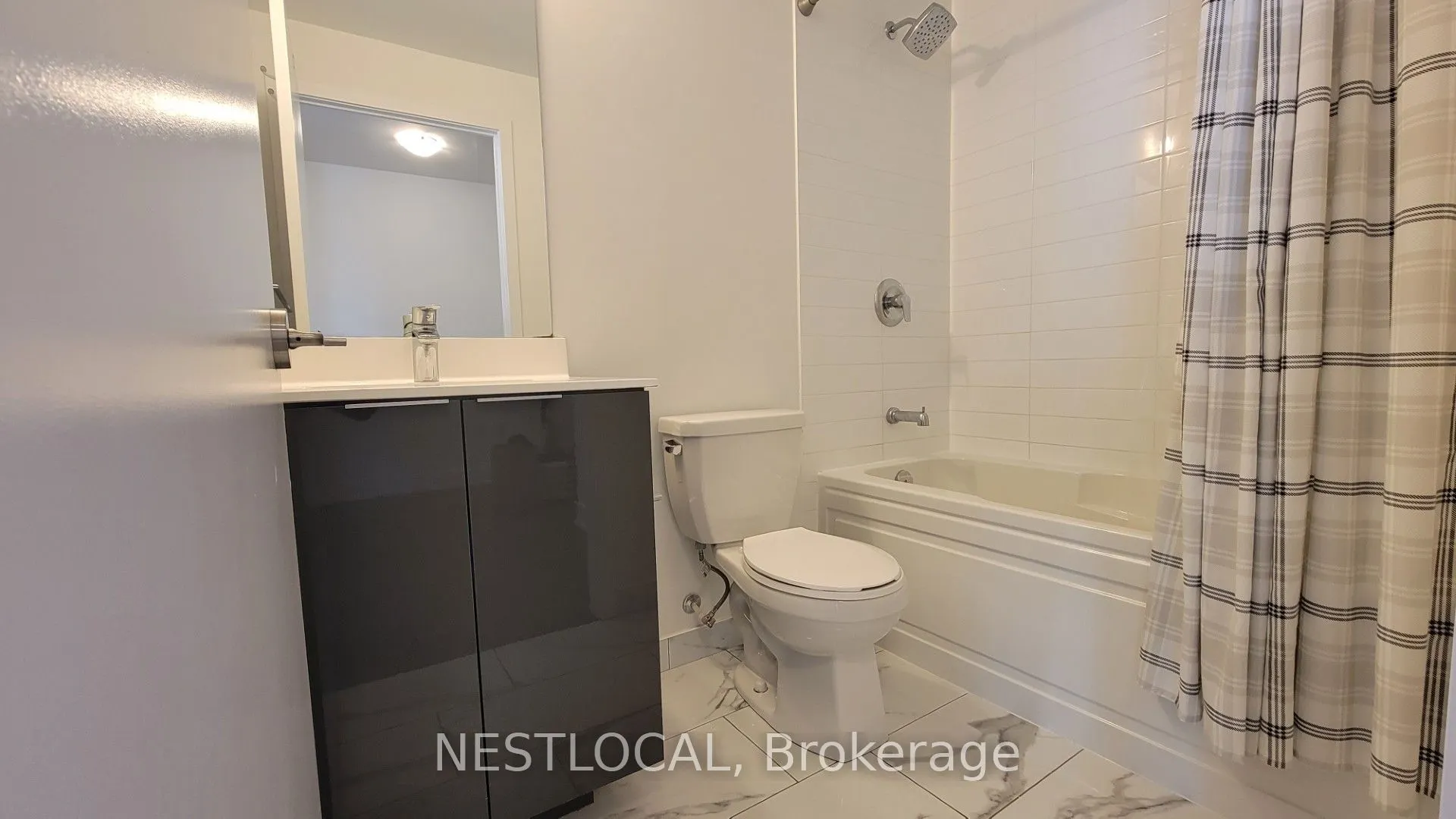 20 Shore Breeze Drive #2904