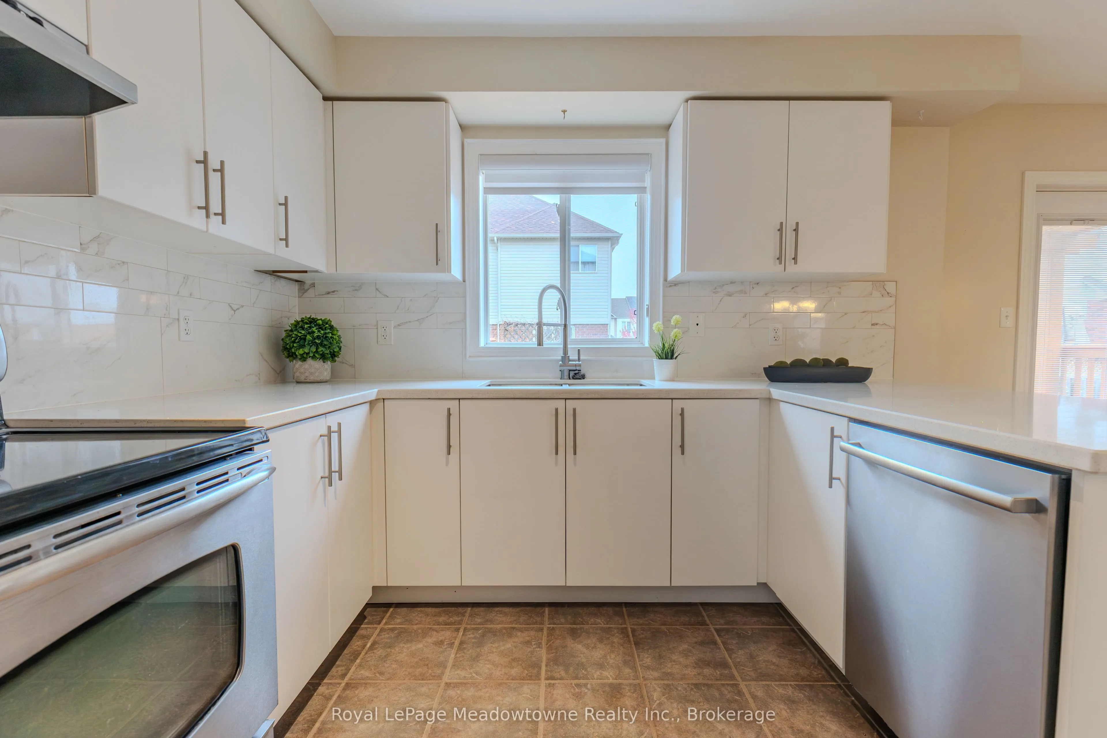 1311 Cartmer Way