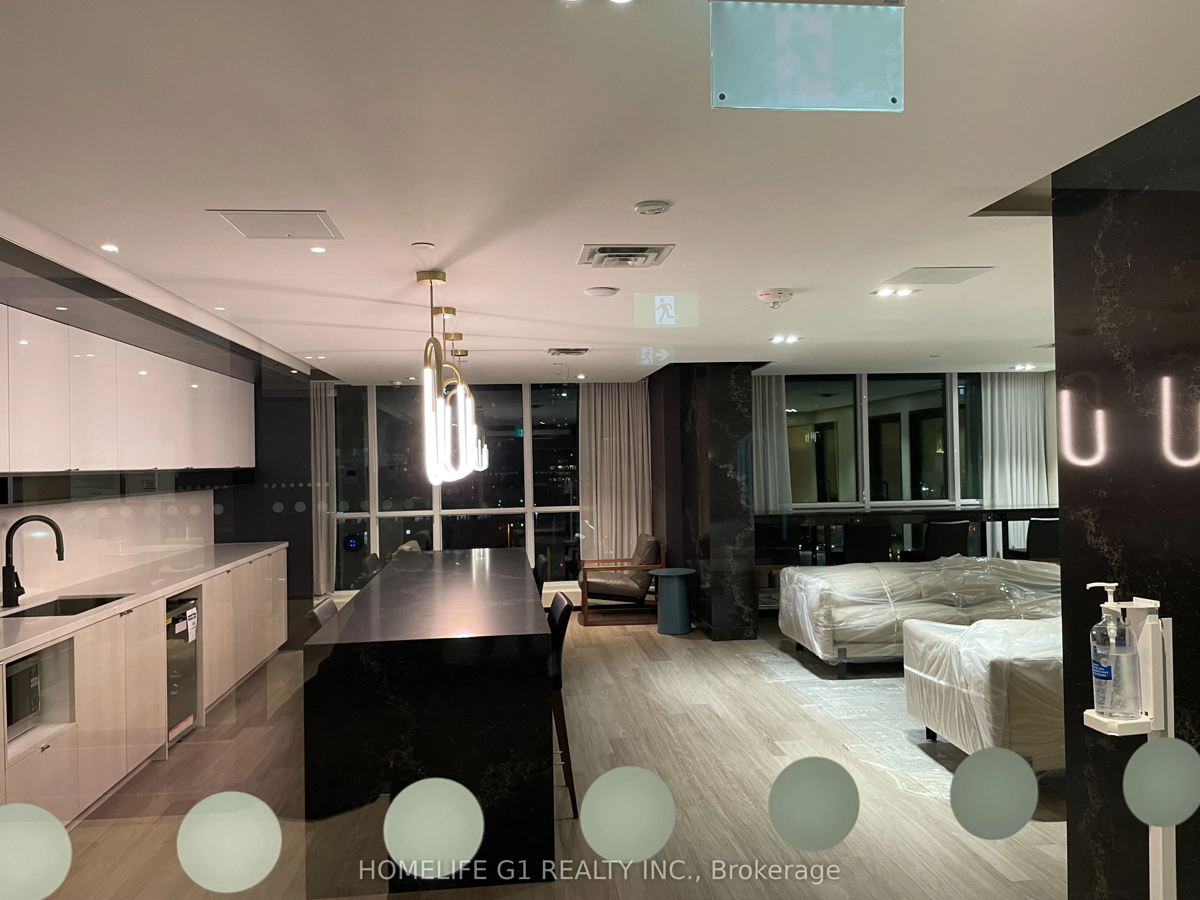 4065 Confederation Parkway #4007
