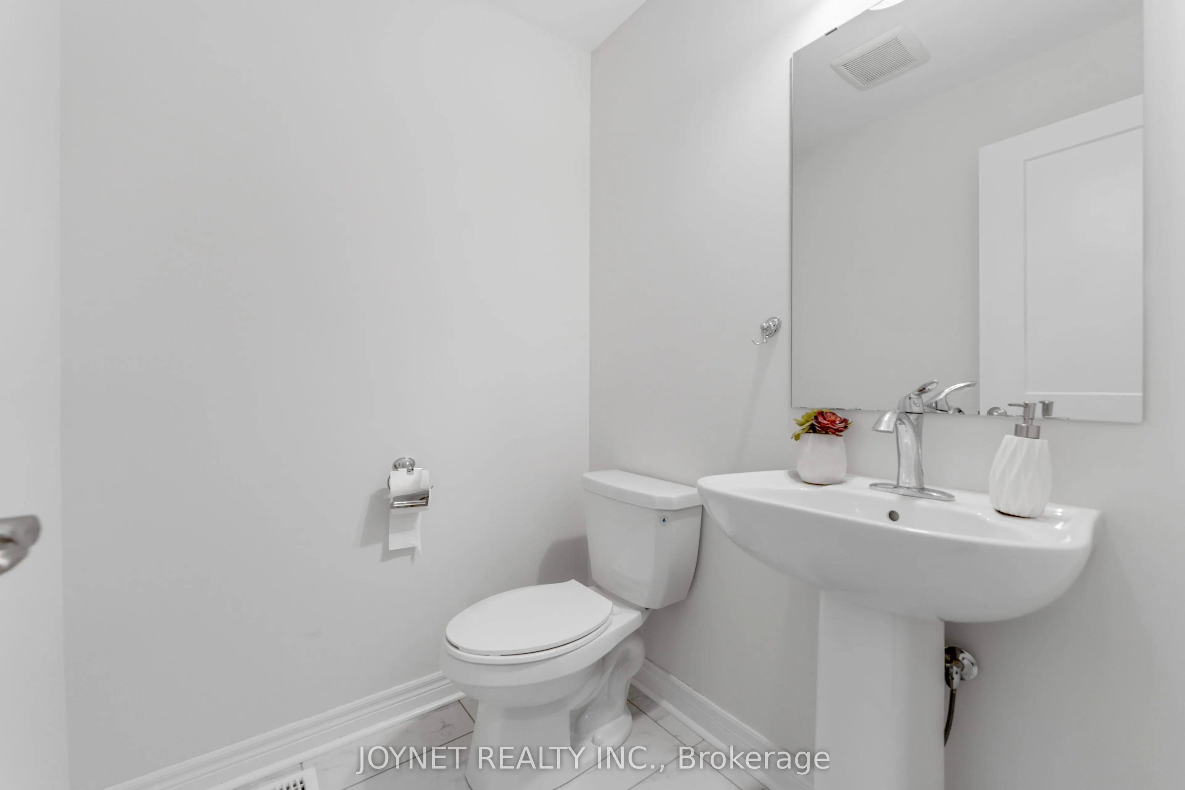 3303 Jacob Way