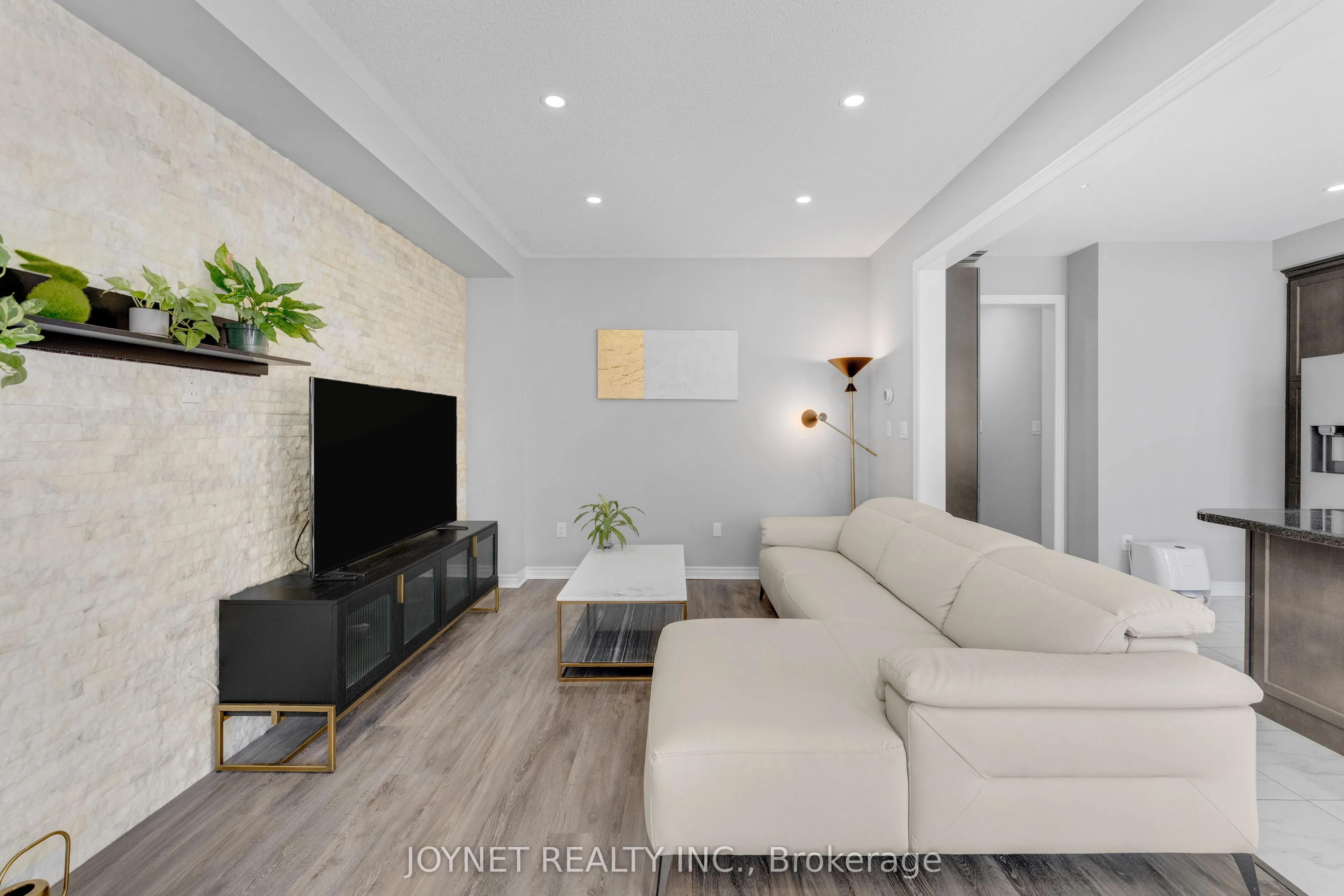 3303 Jacob Way