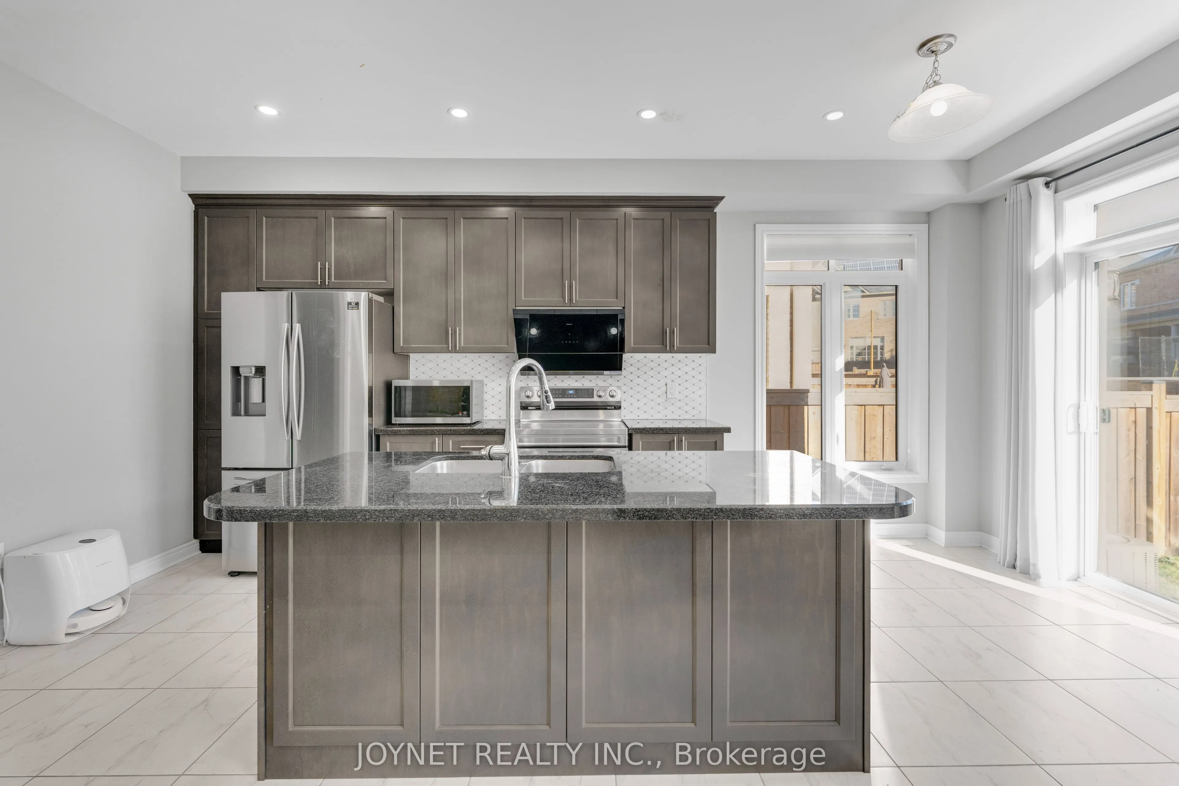 3303 Jacob Way