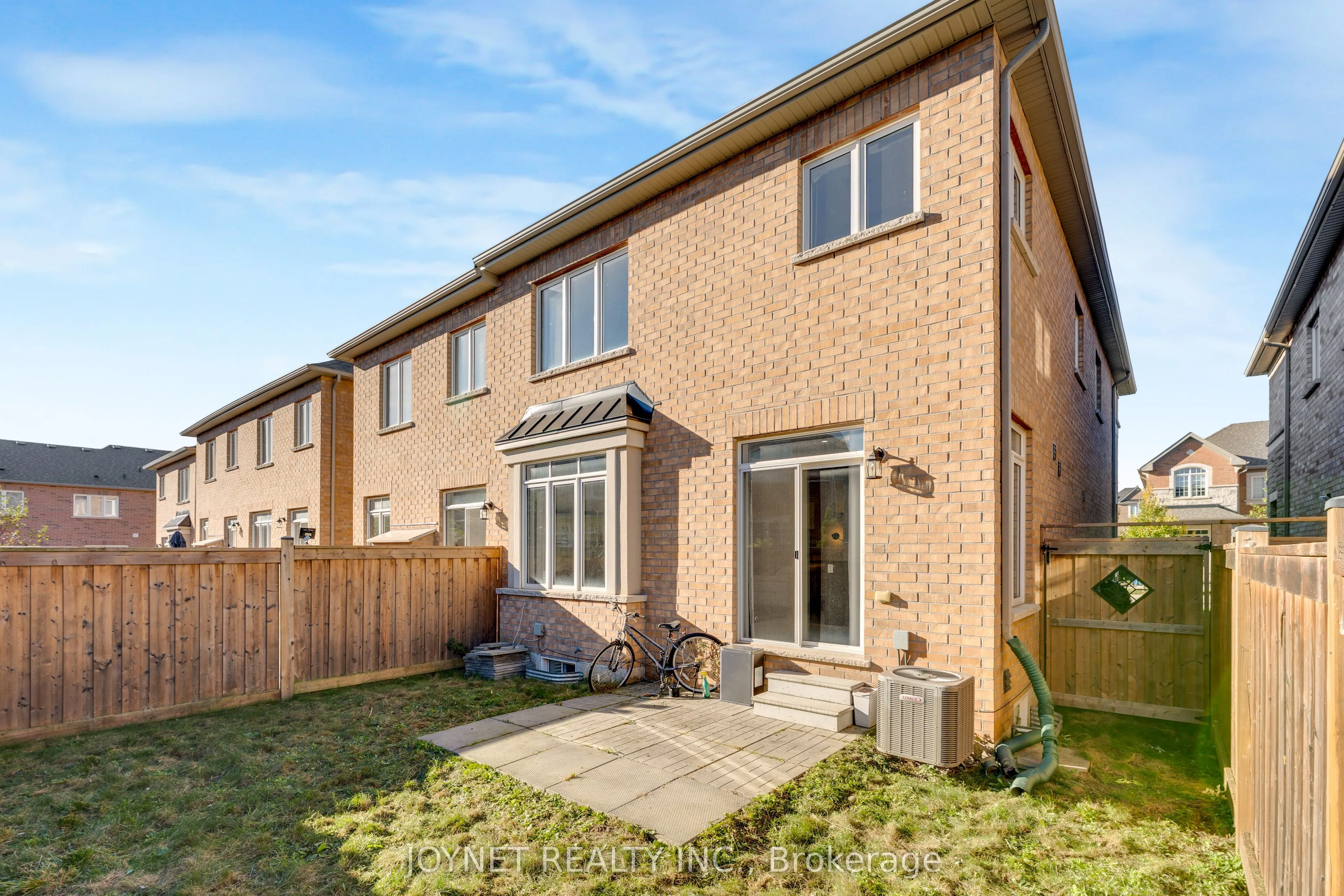 3303 Jacob Way